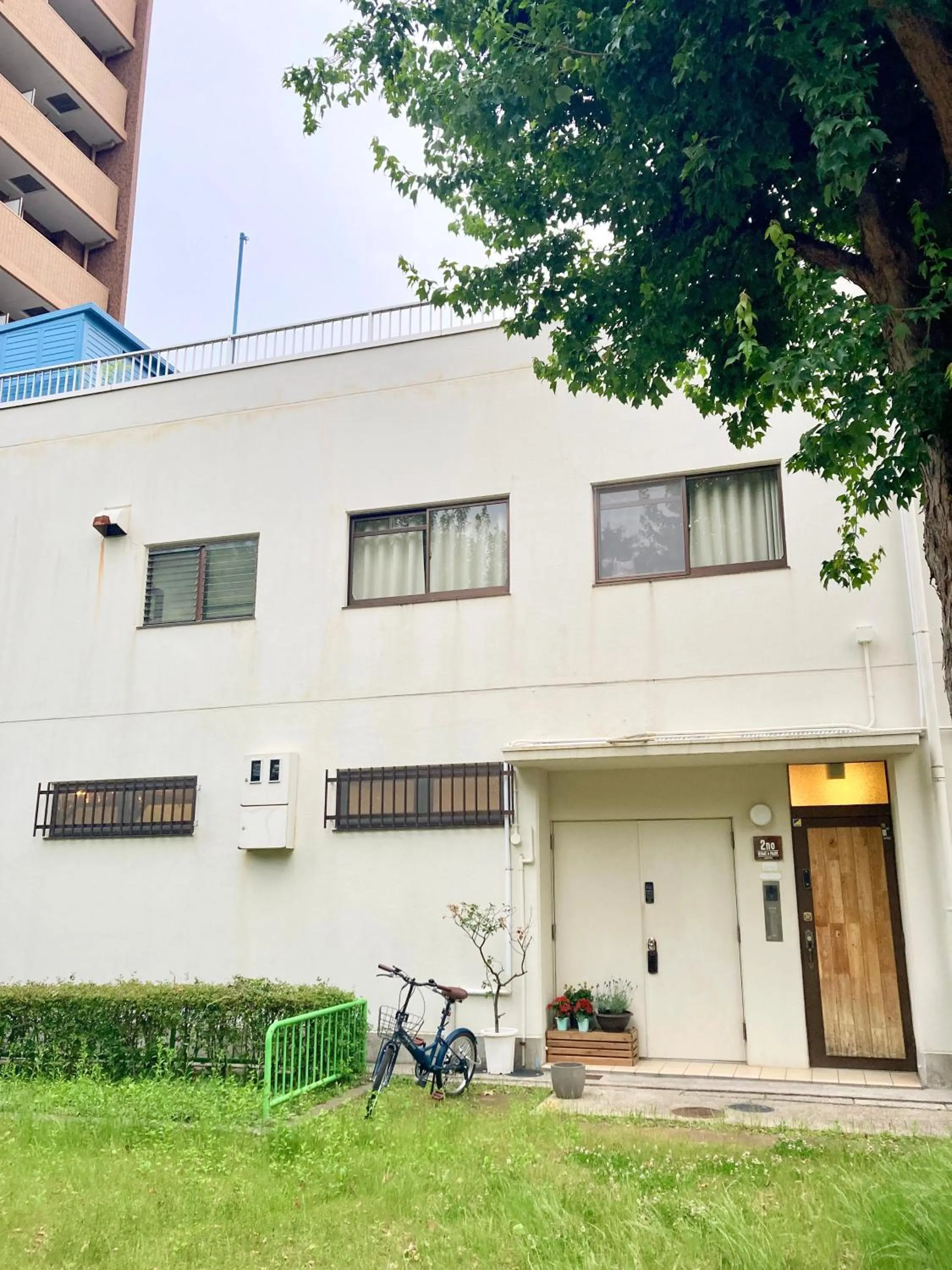 Property building in 2no HOME & PARK