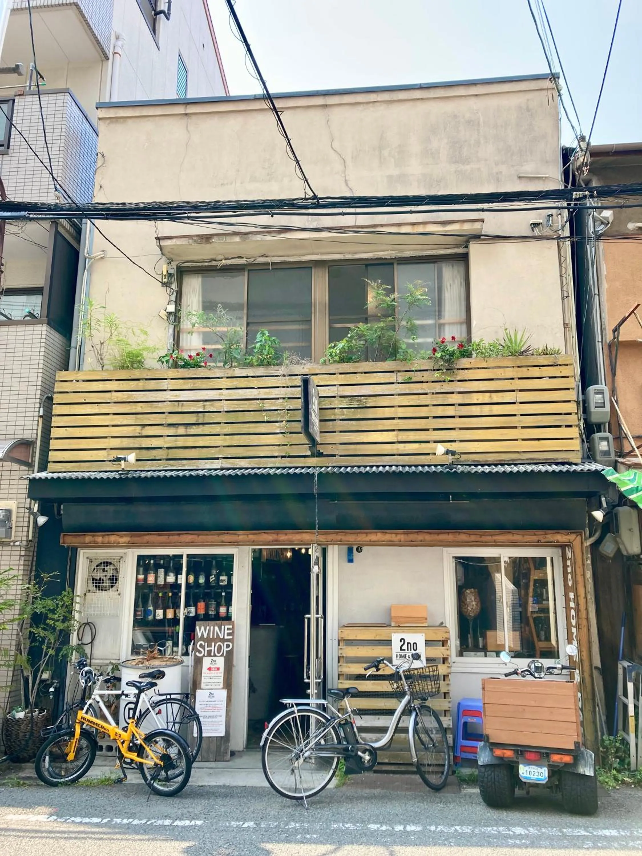 Property building in 2no HOME & PARK