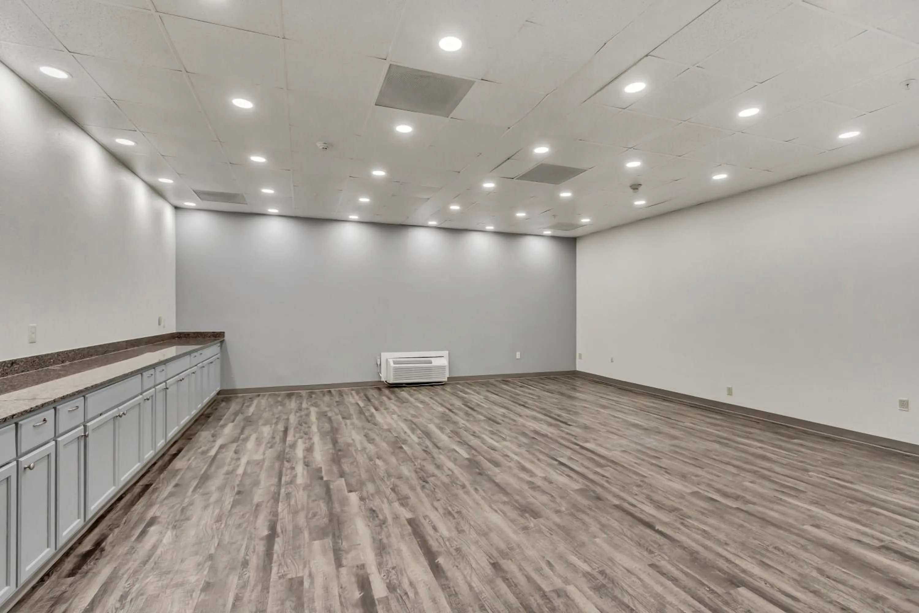 Meeting/conference room in Clarion Inn Salt Lake City Airport