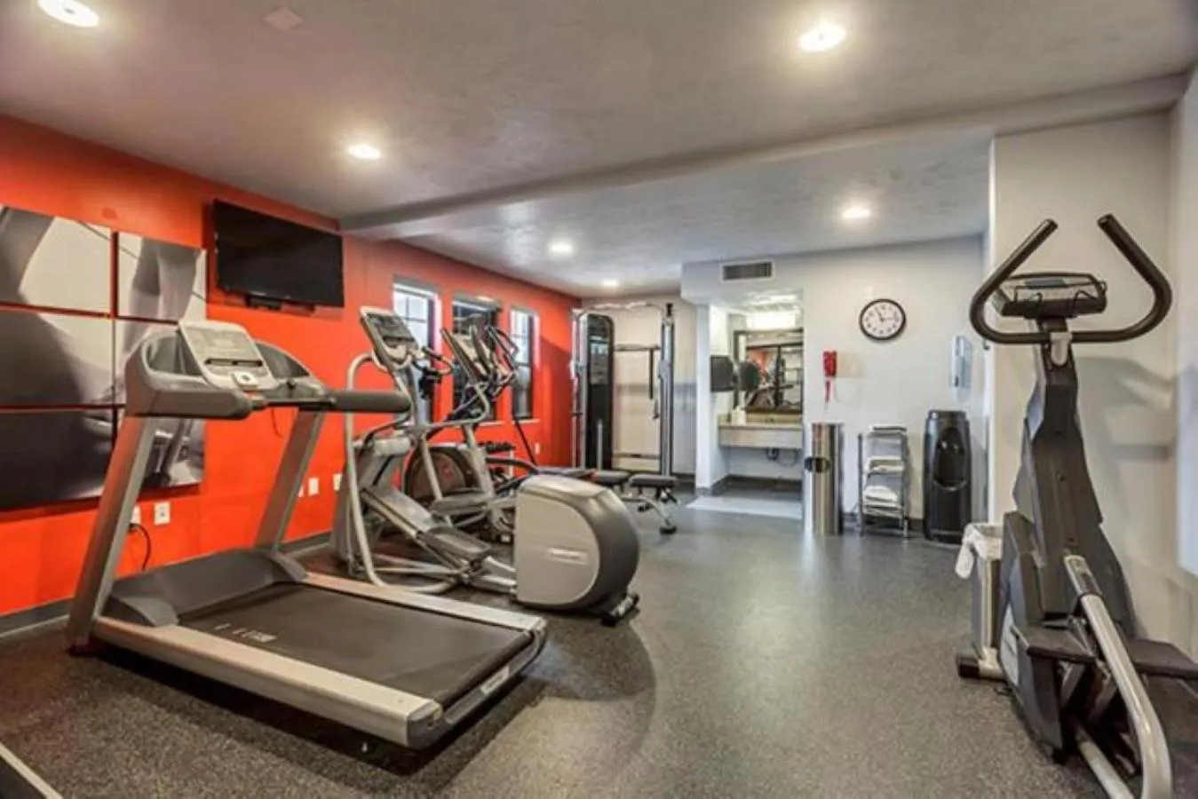 Fitness centre/facilities in Clarion Inn Salt Lake City Airport