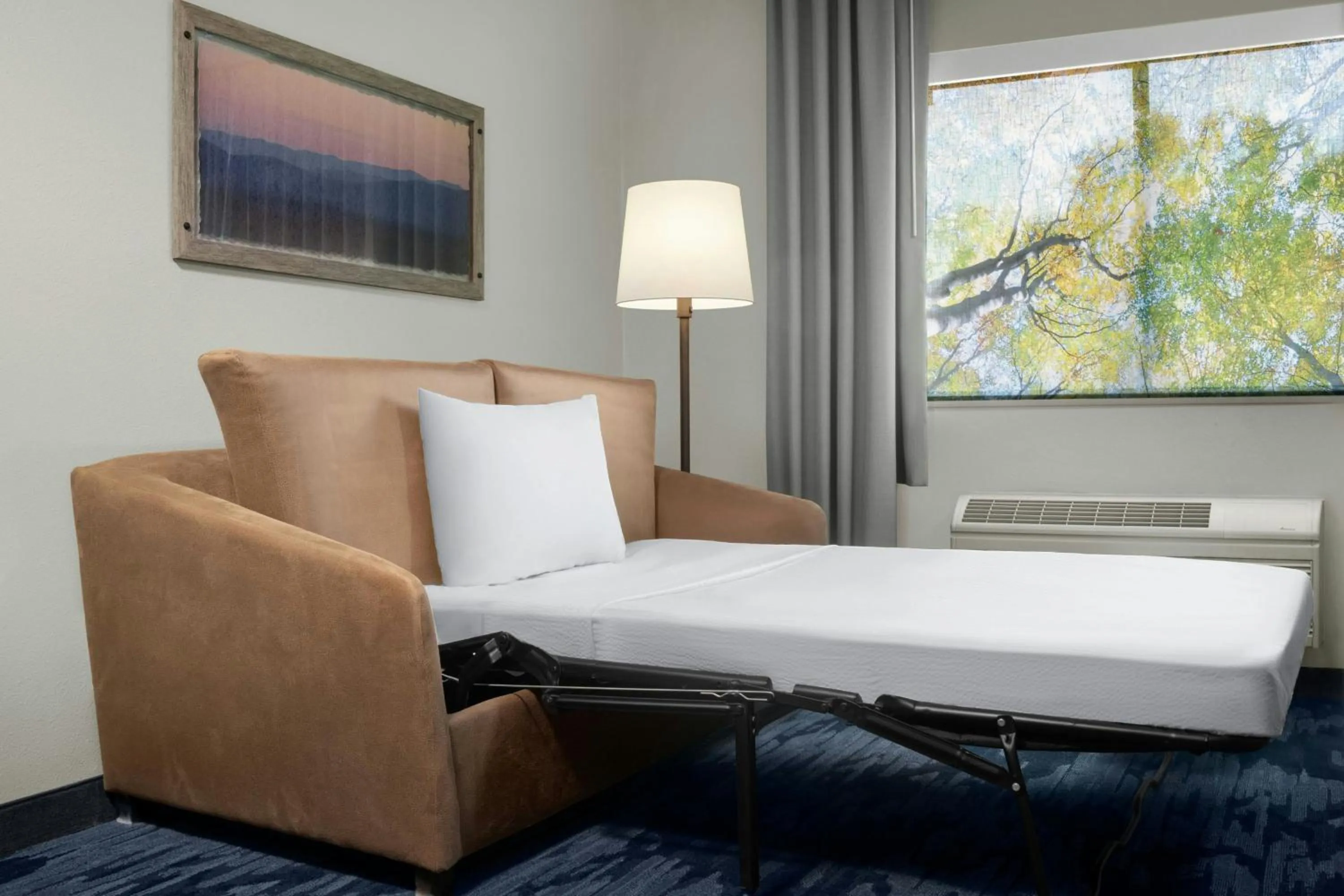 Photo of the whole room, Bed in Fairfield by Marriott Inn & Suites Atascadero