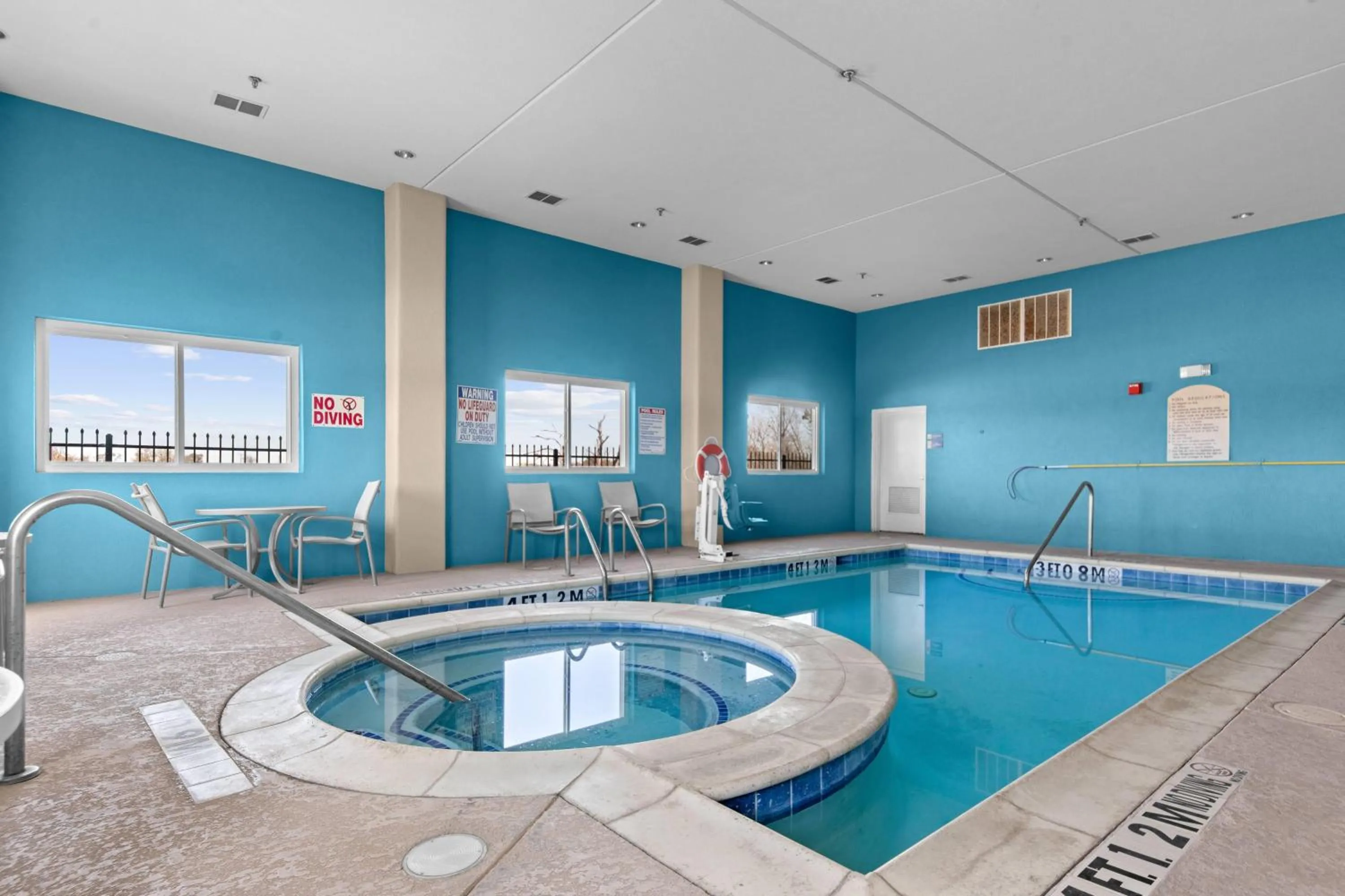 Pool view in Days Inn by Wyndham Salado