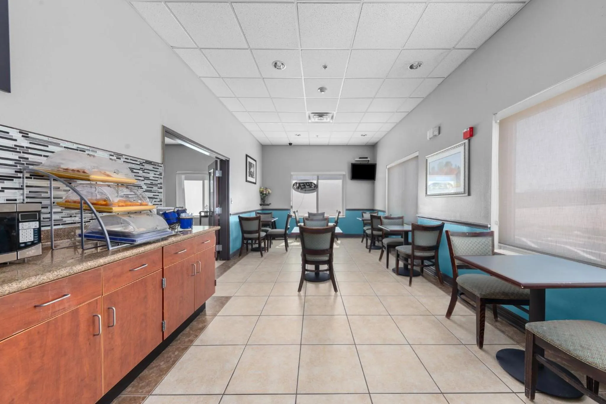 Breakfast in Days Inn by Wyndham Salado