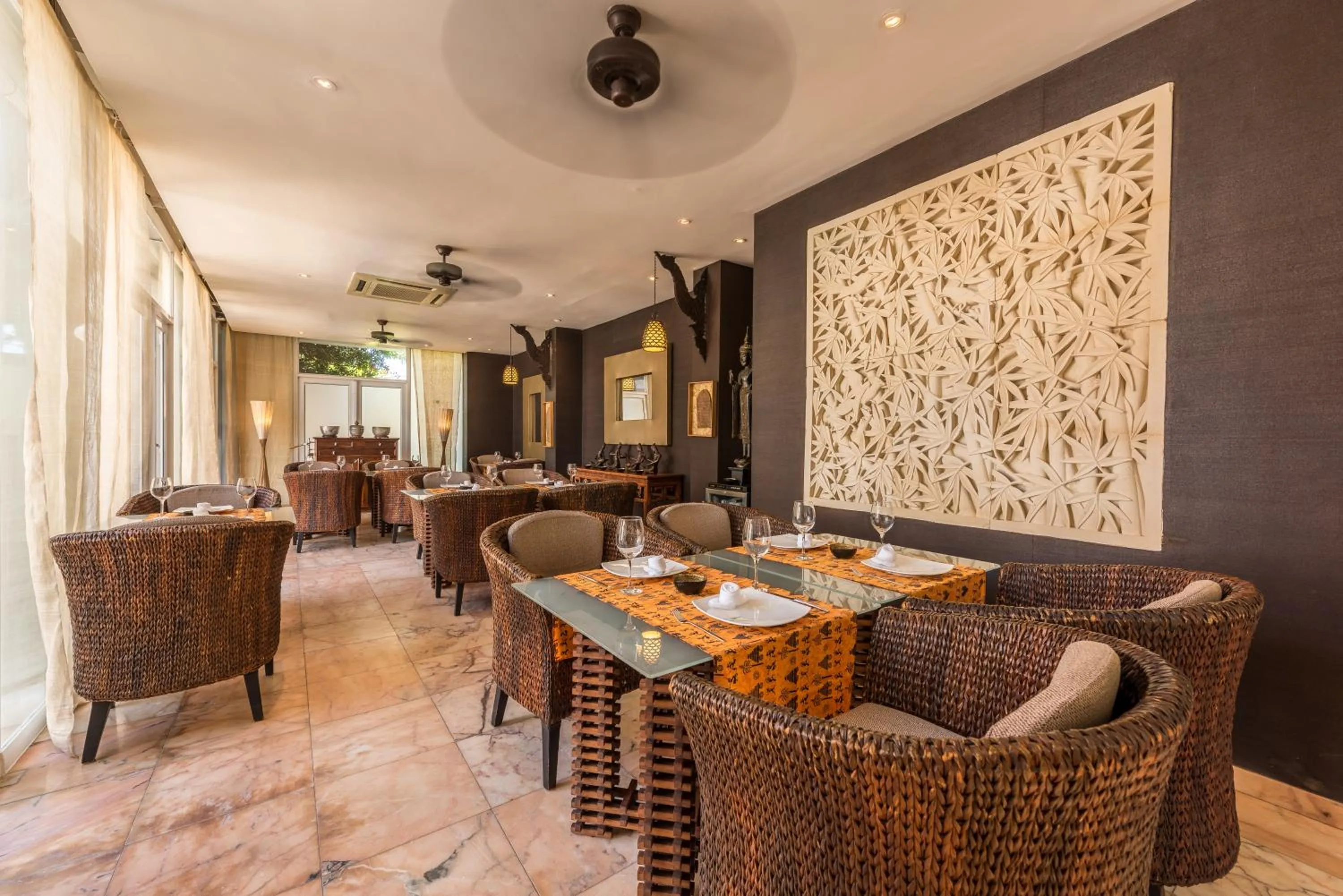 Restaurant/places to eat in Casa Harb Hotel Boutique