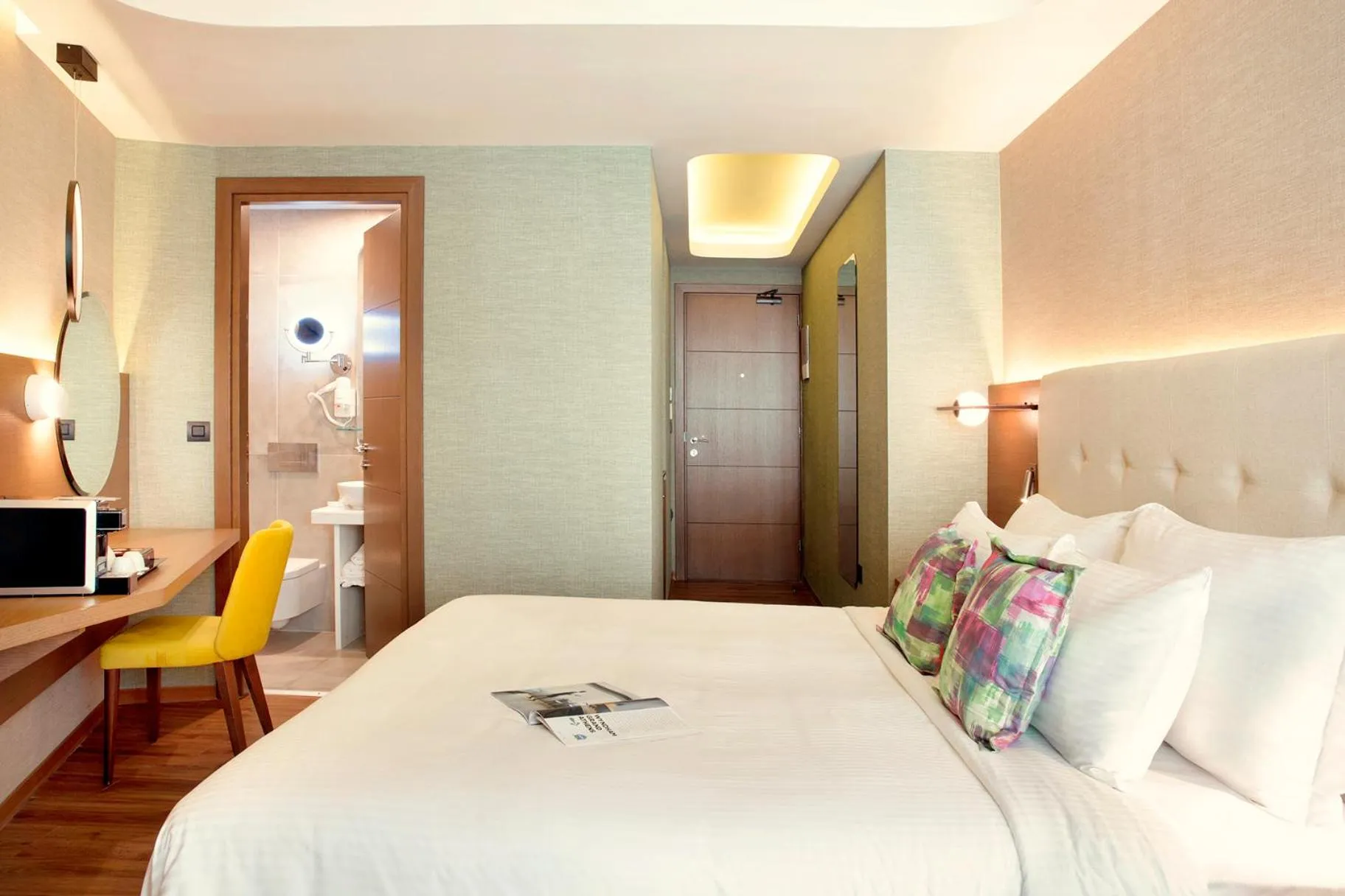 Bed in Zeus Essence Wyndham Athens Residence