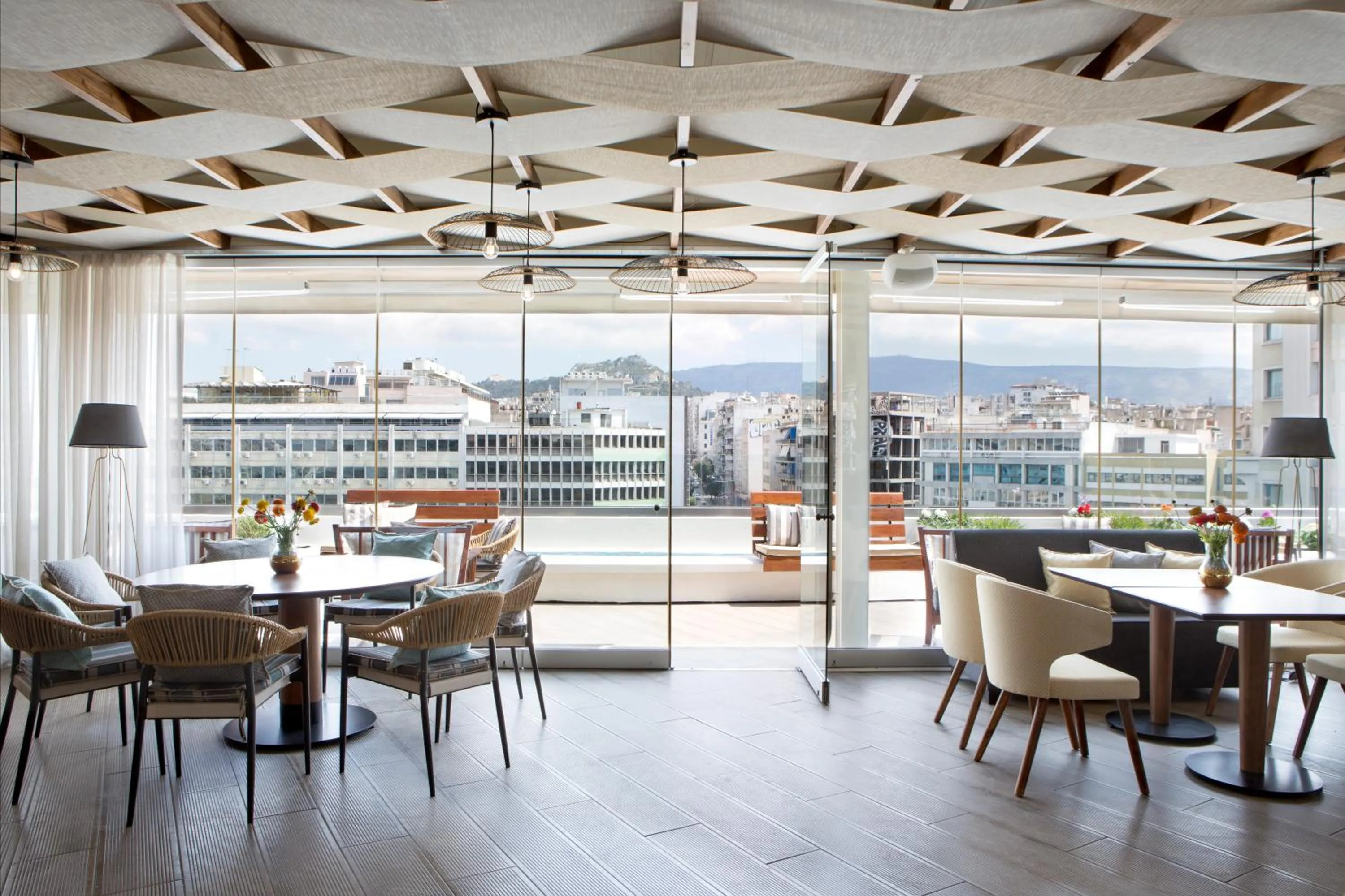 Restaurant/places to eat in Zeus Essence Wyndham Athens Residence