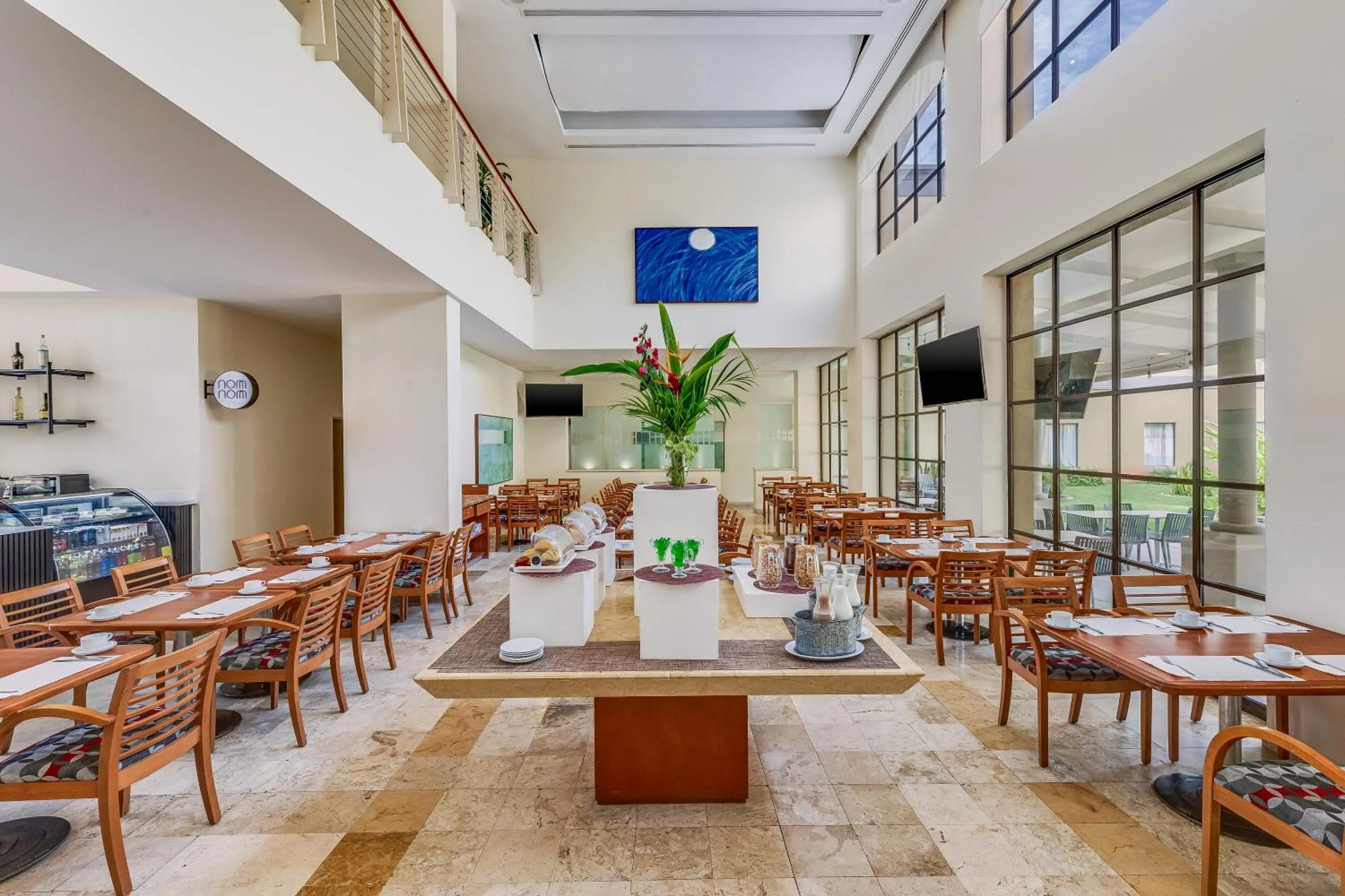 Restaurant/places to eat in Fiesta Inn Colima