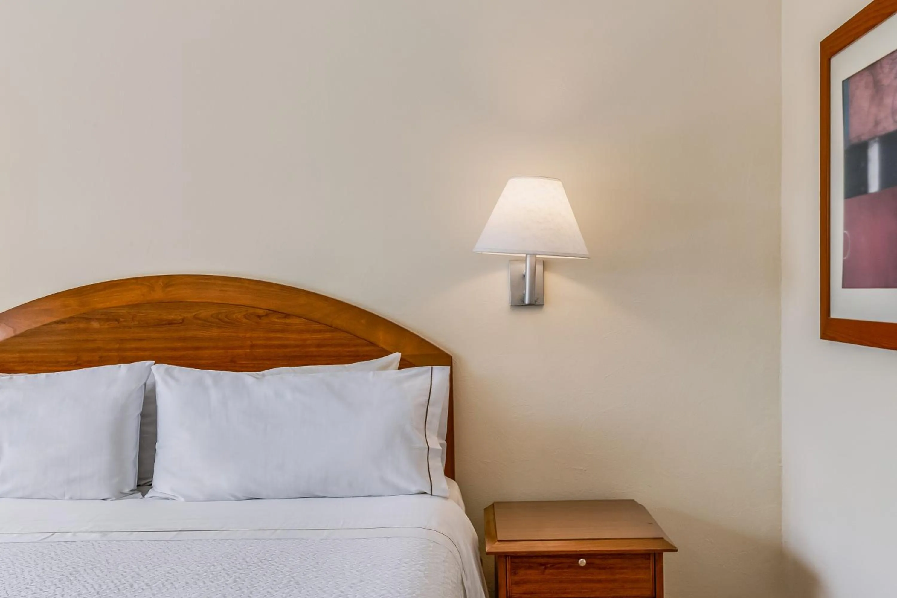 Bed in Fiesta Inn Colima