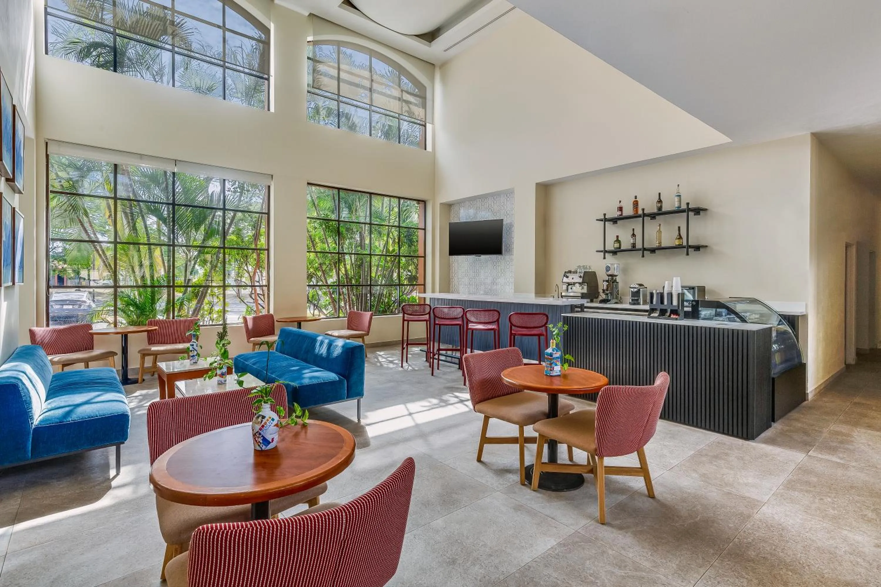 Lounge or bar in Fiesta Inn Colima