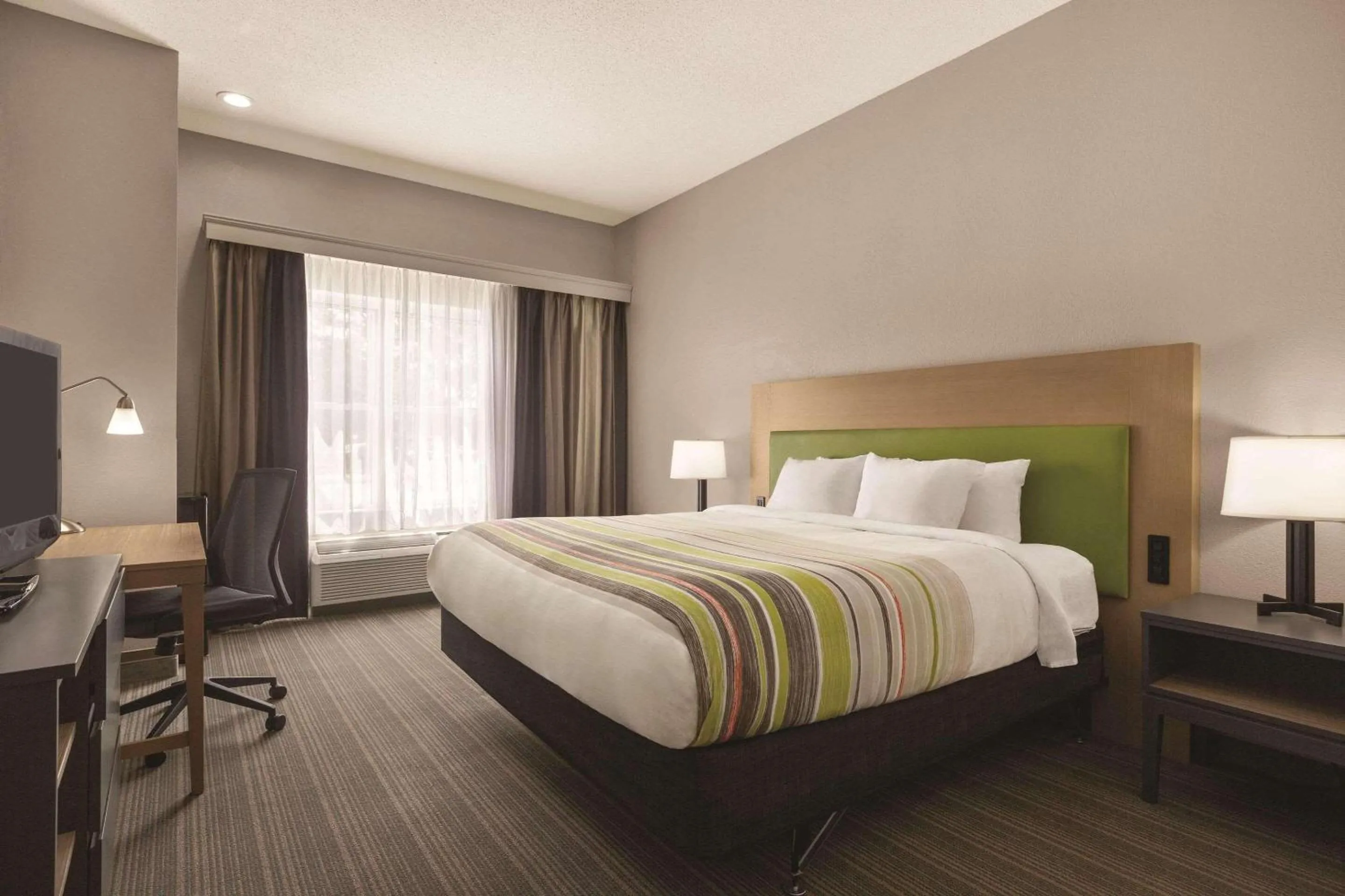 Bedroom, Bed in Country Inn & Suites by Radisson, Beaufort West, SC