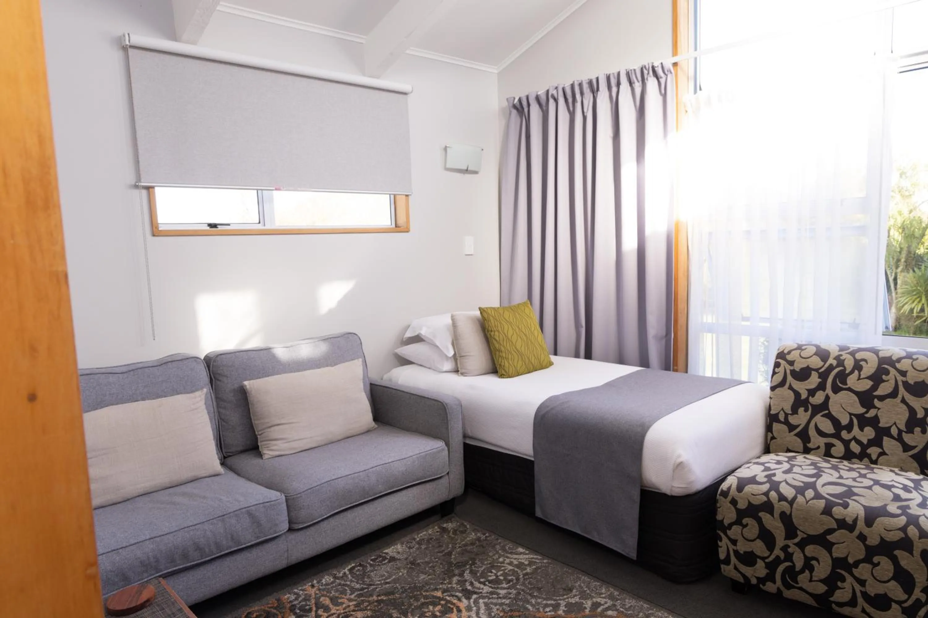 Bed in Apostles View Motel