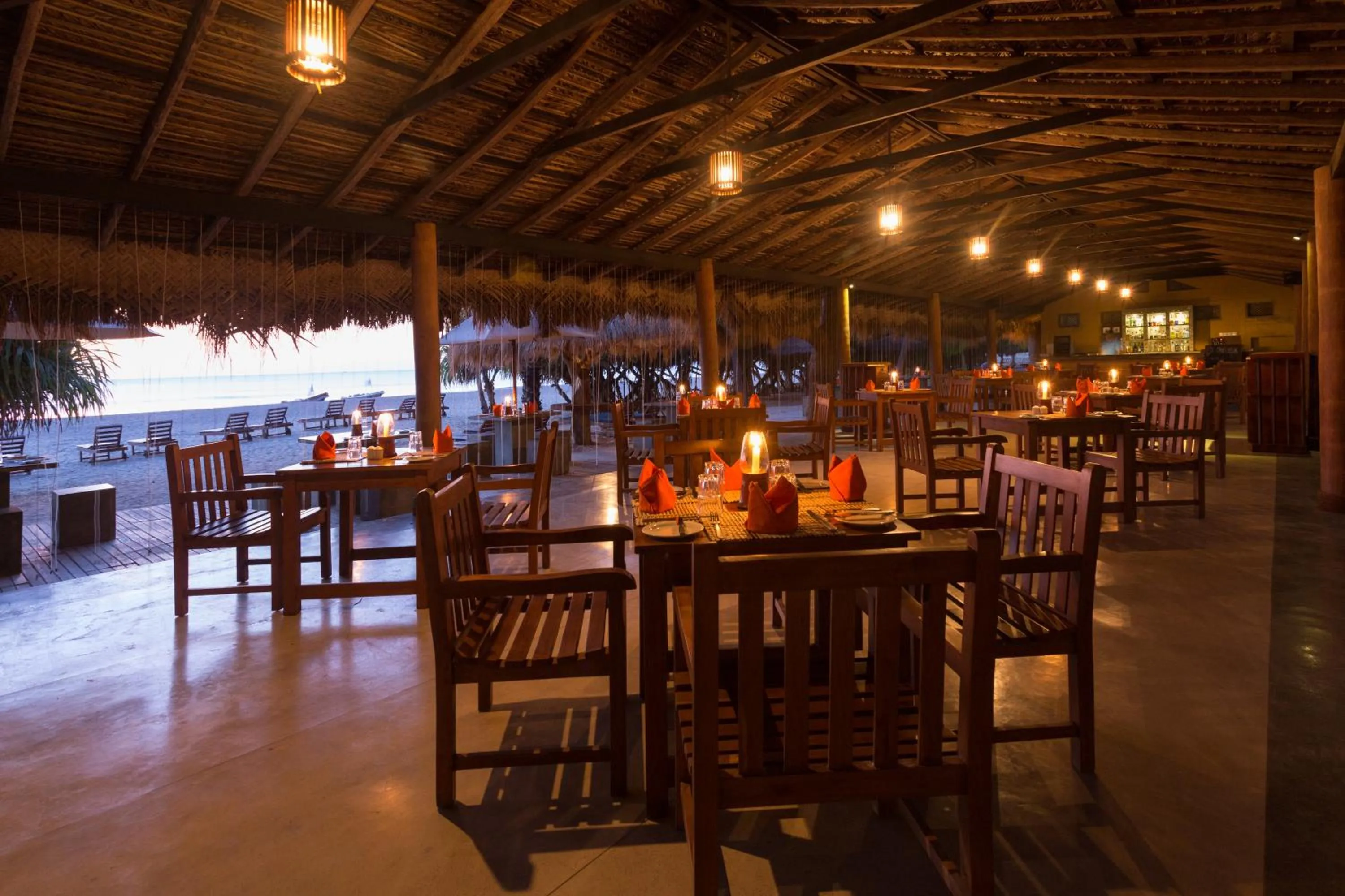 Restaurant/places to eat in Nilaveli Beach Hotel