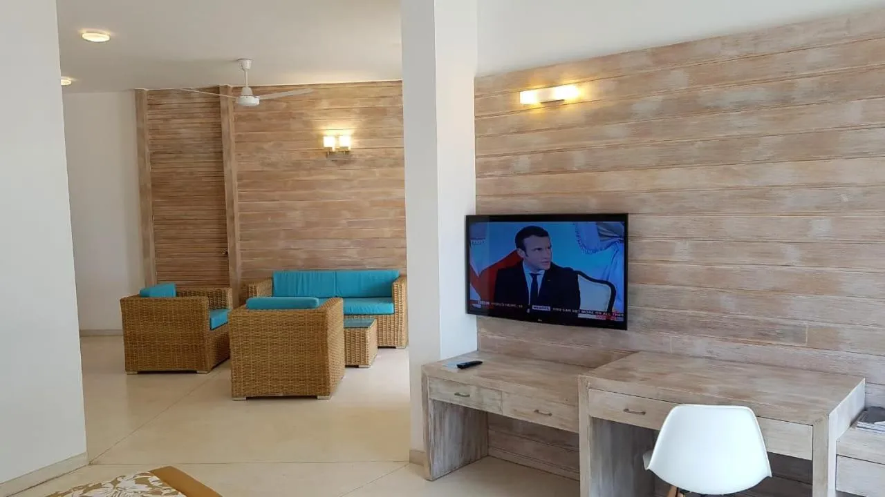 TV and multimedia in Nilaveli Beach Hotel