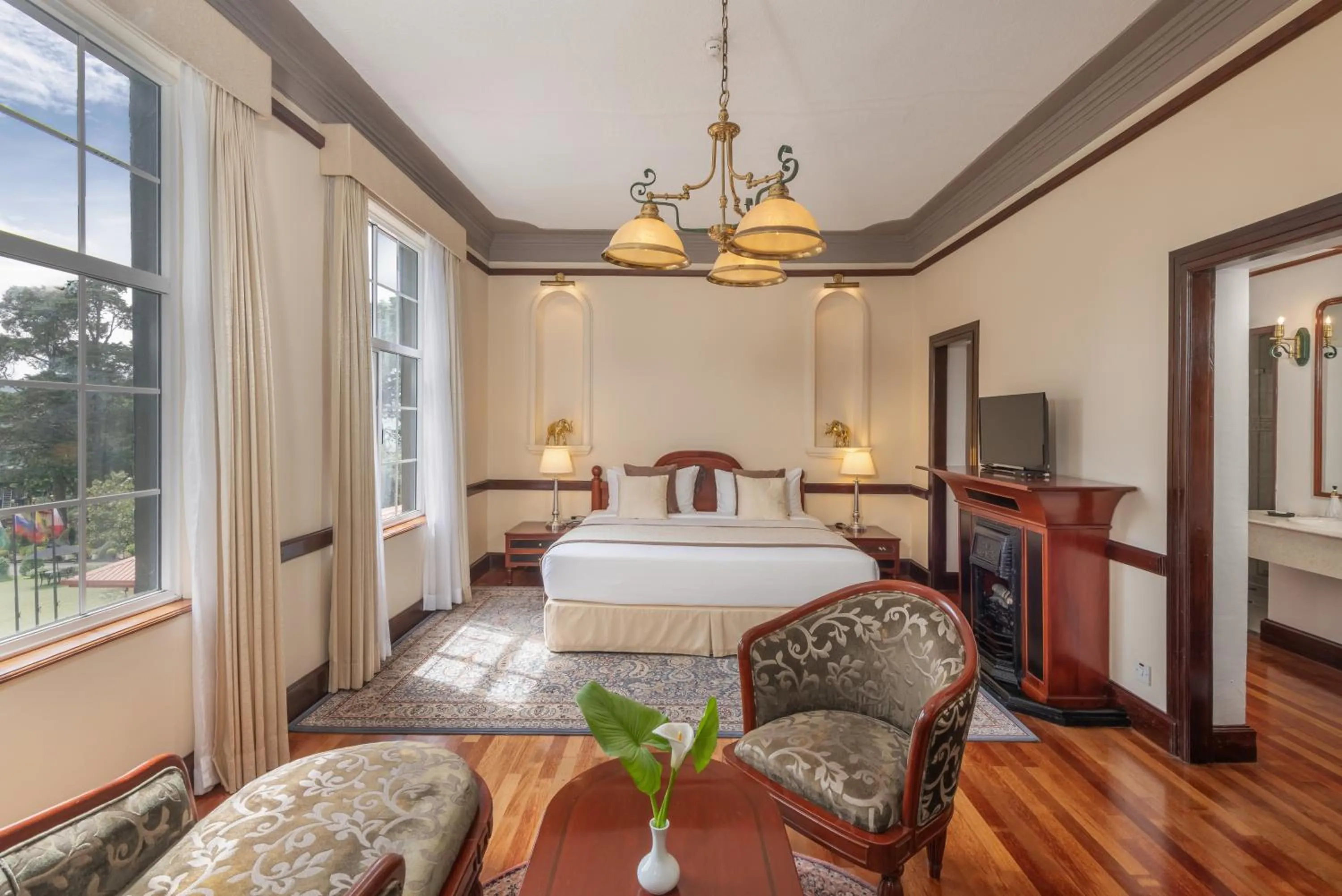 Presidential Suite in The Grand Hotel - Heritage Grand