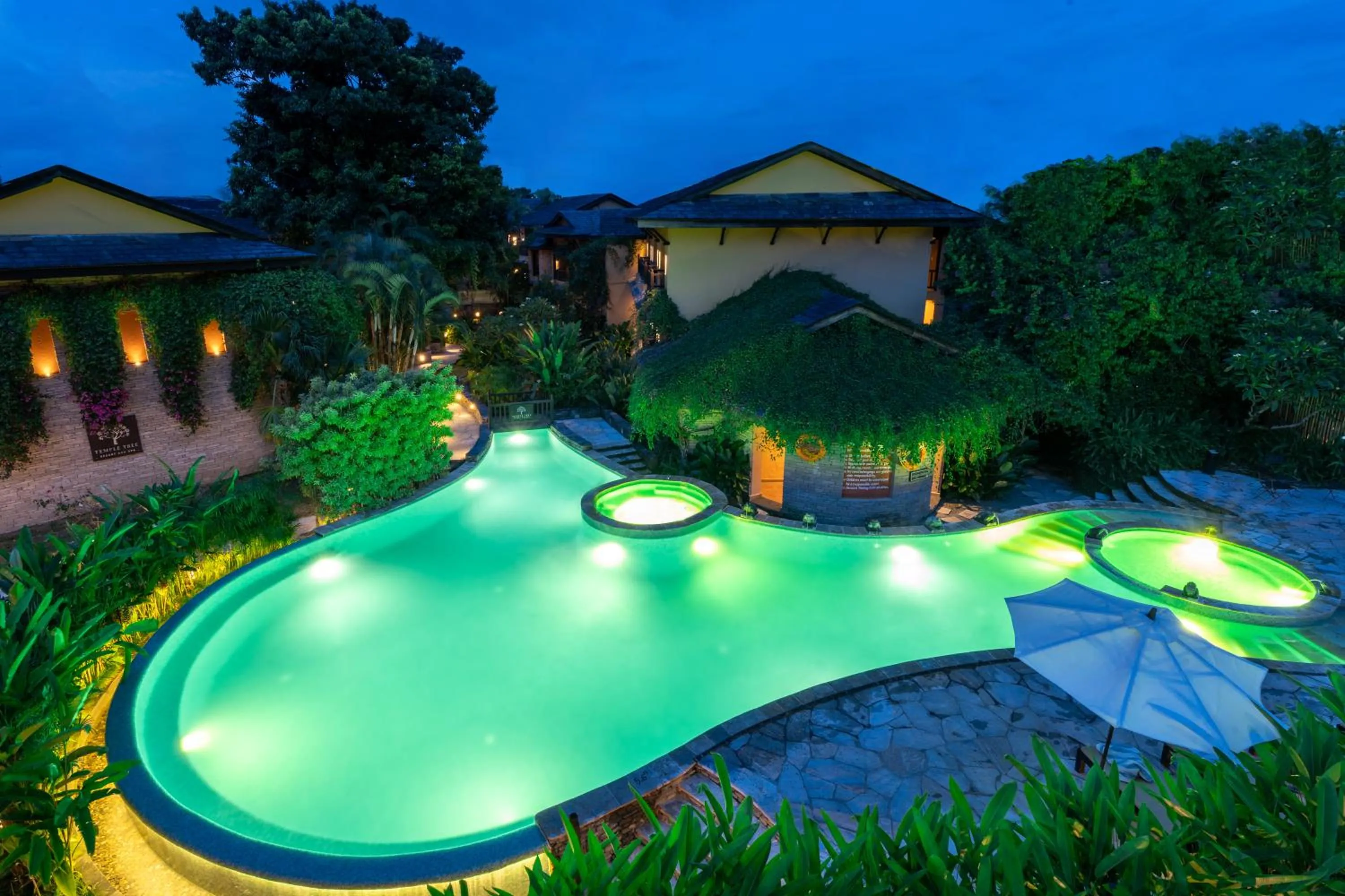 Night in Temple Tree Resort & Spa, Pokhara