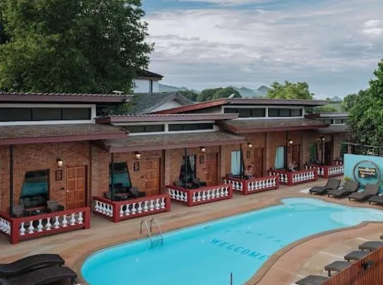 Swimming pool in Pongphen Guesthouse - SHA Plus Certified