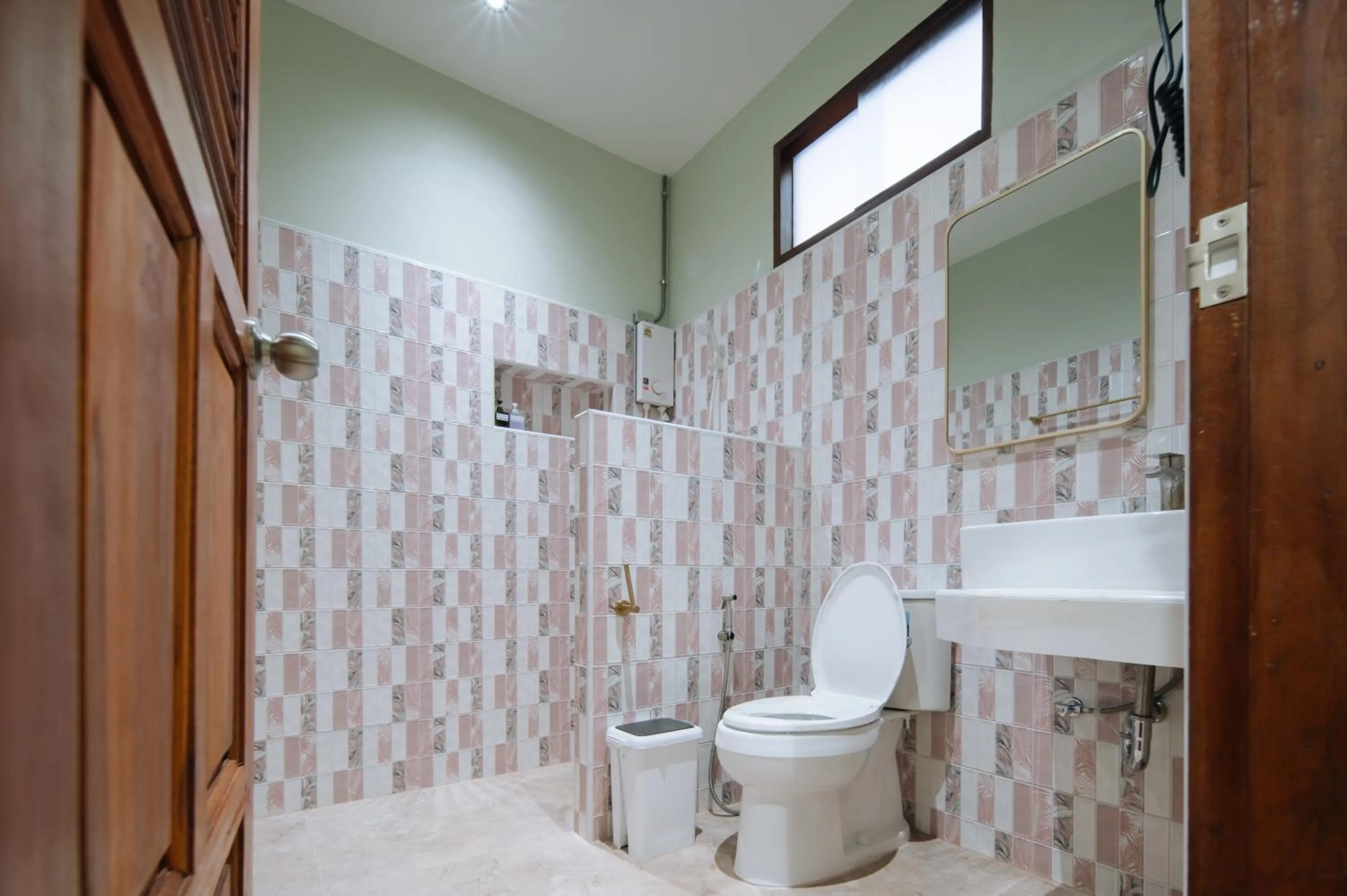 Property building in Pongphen Guesthouse - SHA Plus Certified