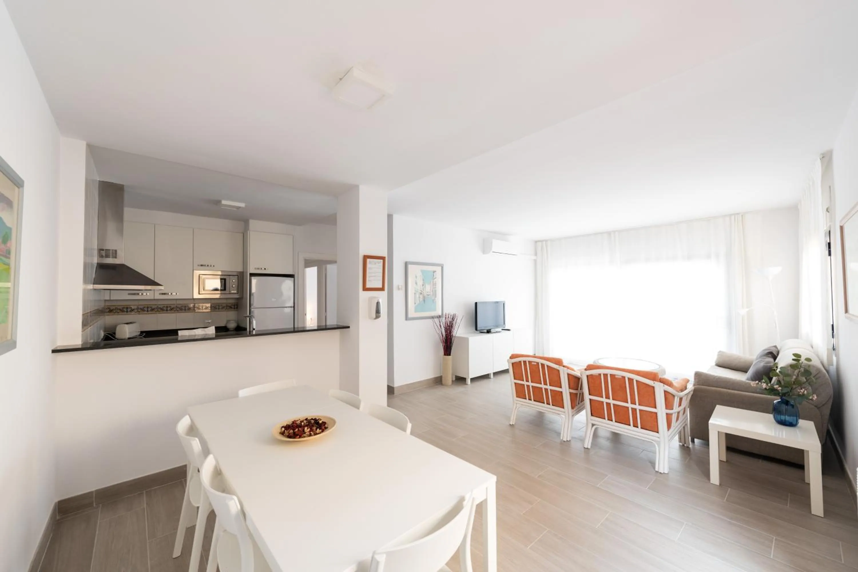 Dining area in Apartamentos Marblau