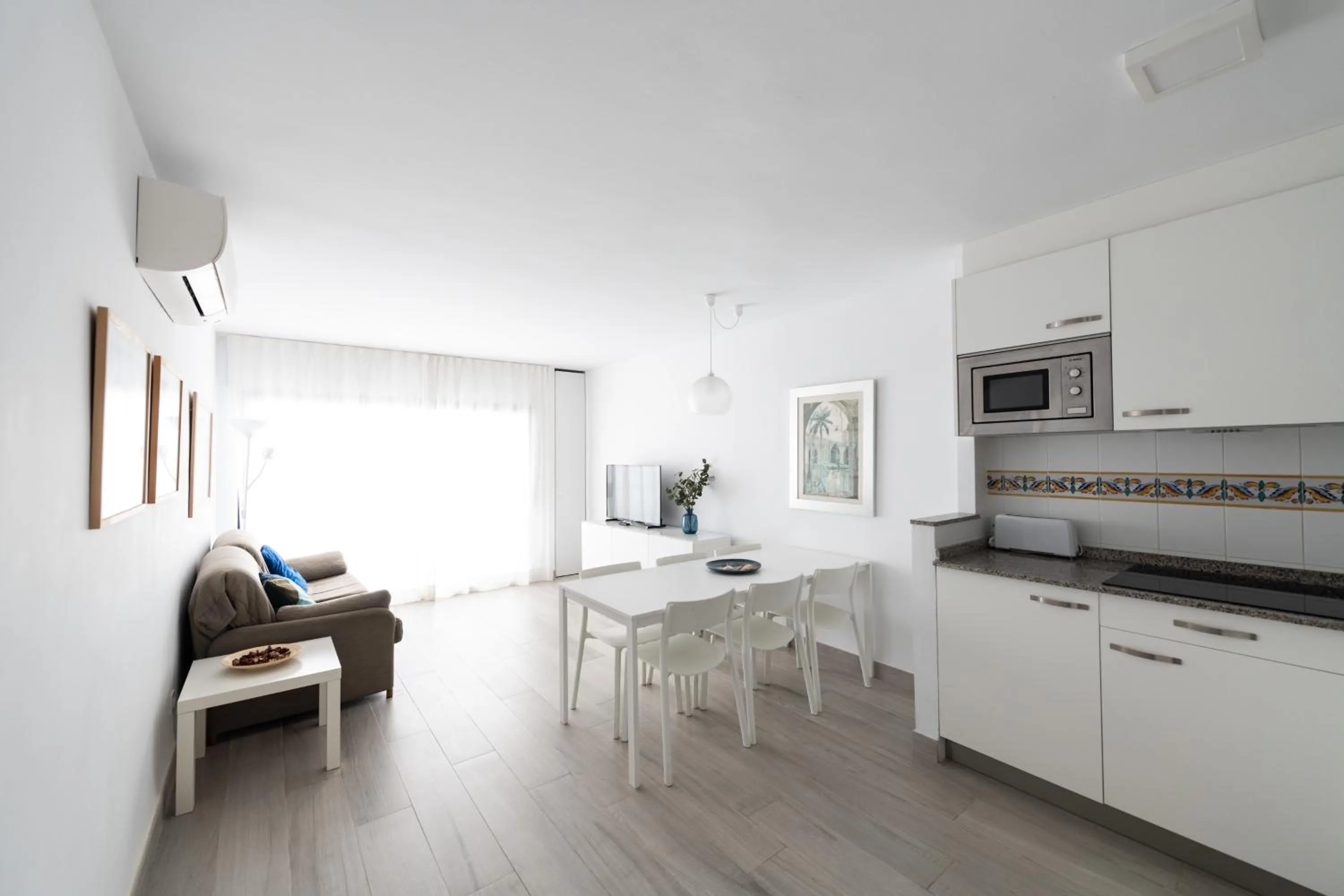 TV and multimedia in Apartamentos Marblau