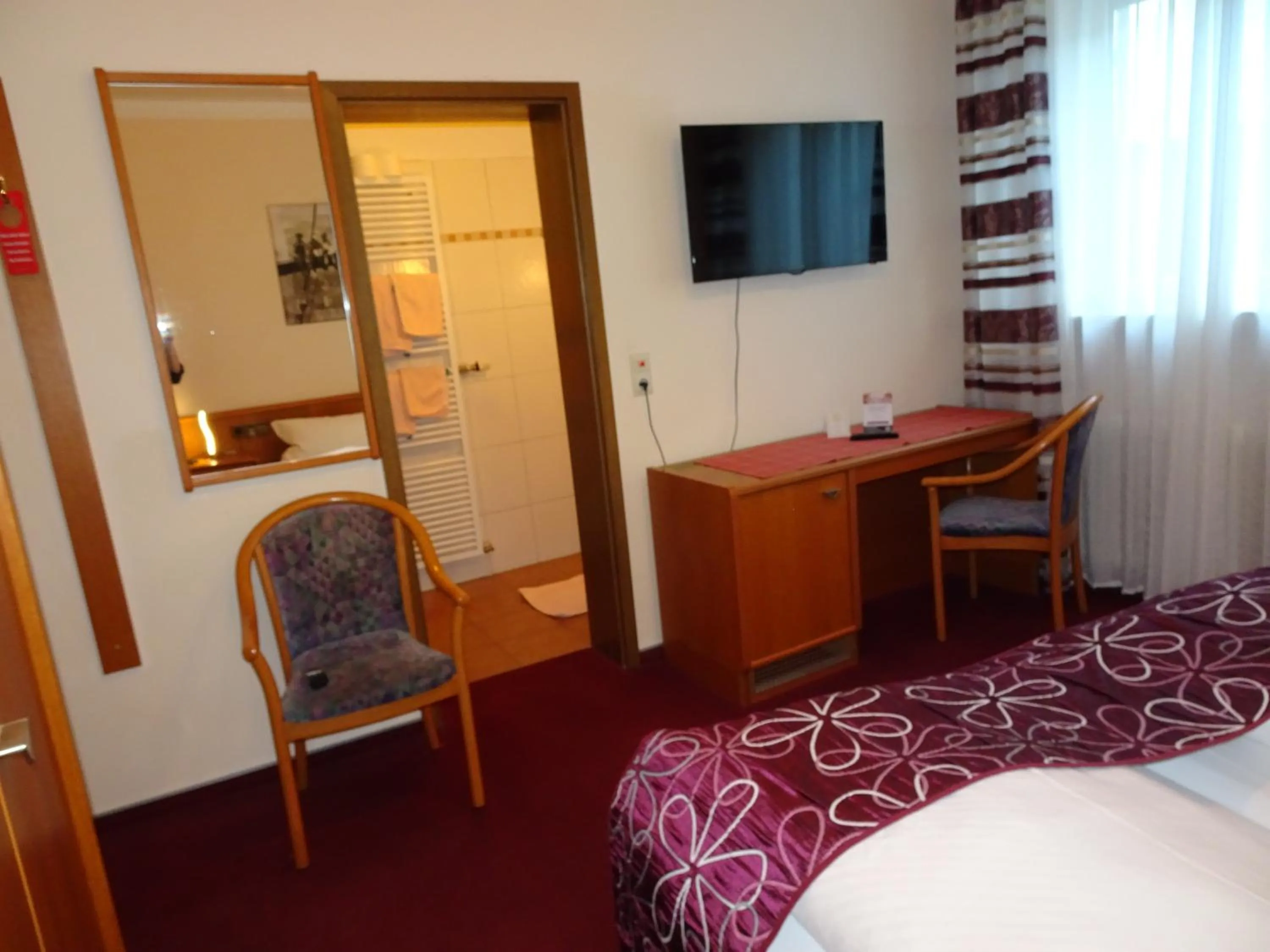 Bed in Hotel & Weinstube Restaurant Filling