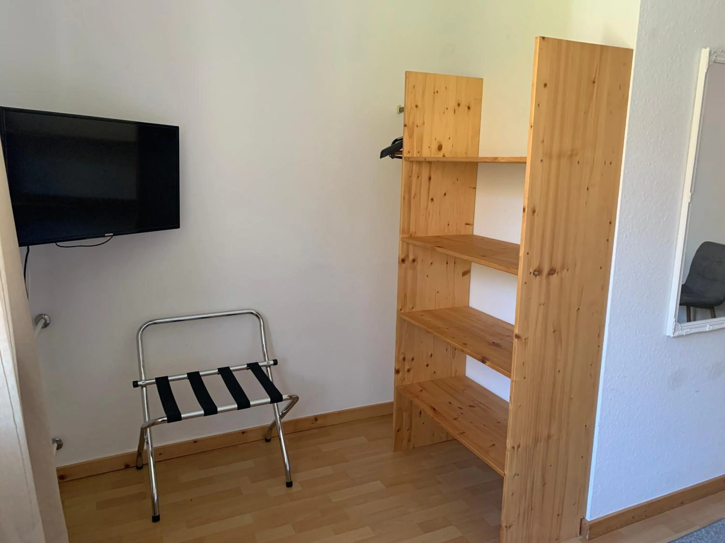 wardrobe in Landhotel Cafe Prälank