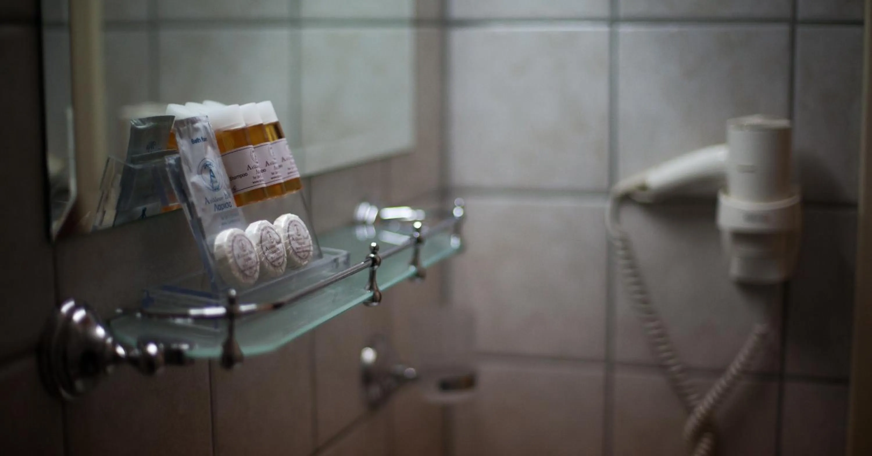 Bathroom in Hotel Achillion