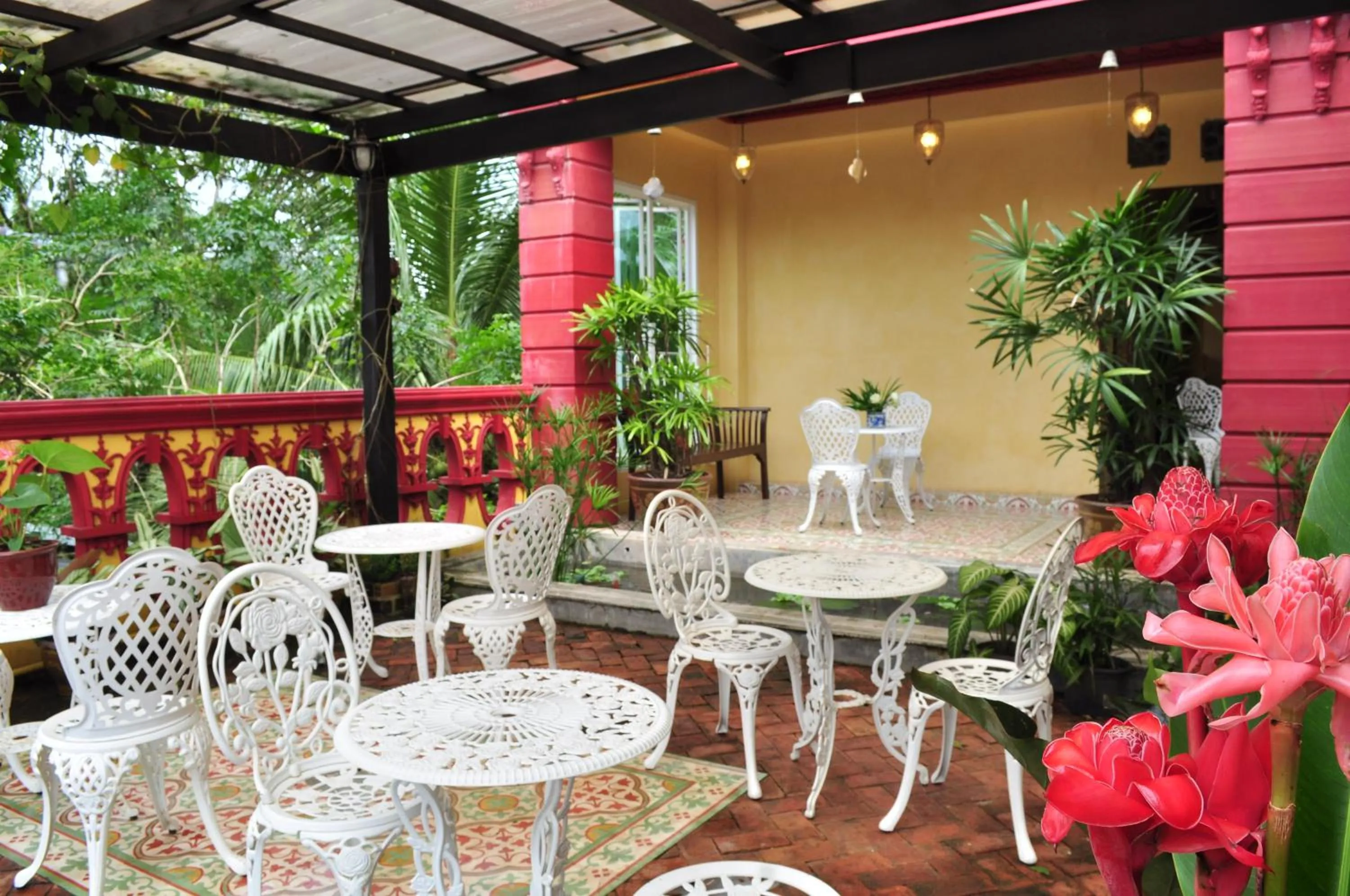 Food and drinks in Khaolak Boutique Hertitage