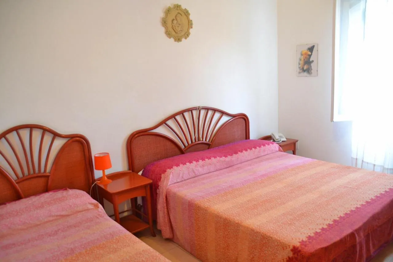 Bed in Hotel Scoglio Bianco