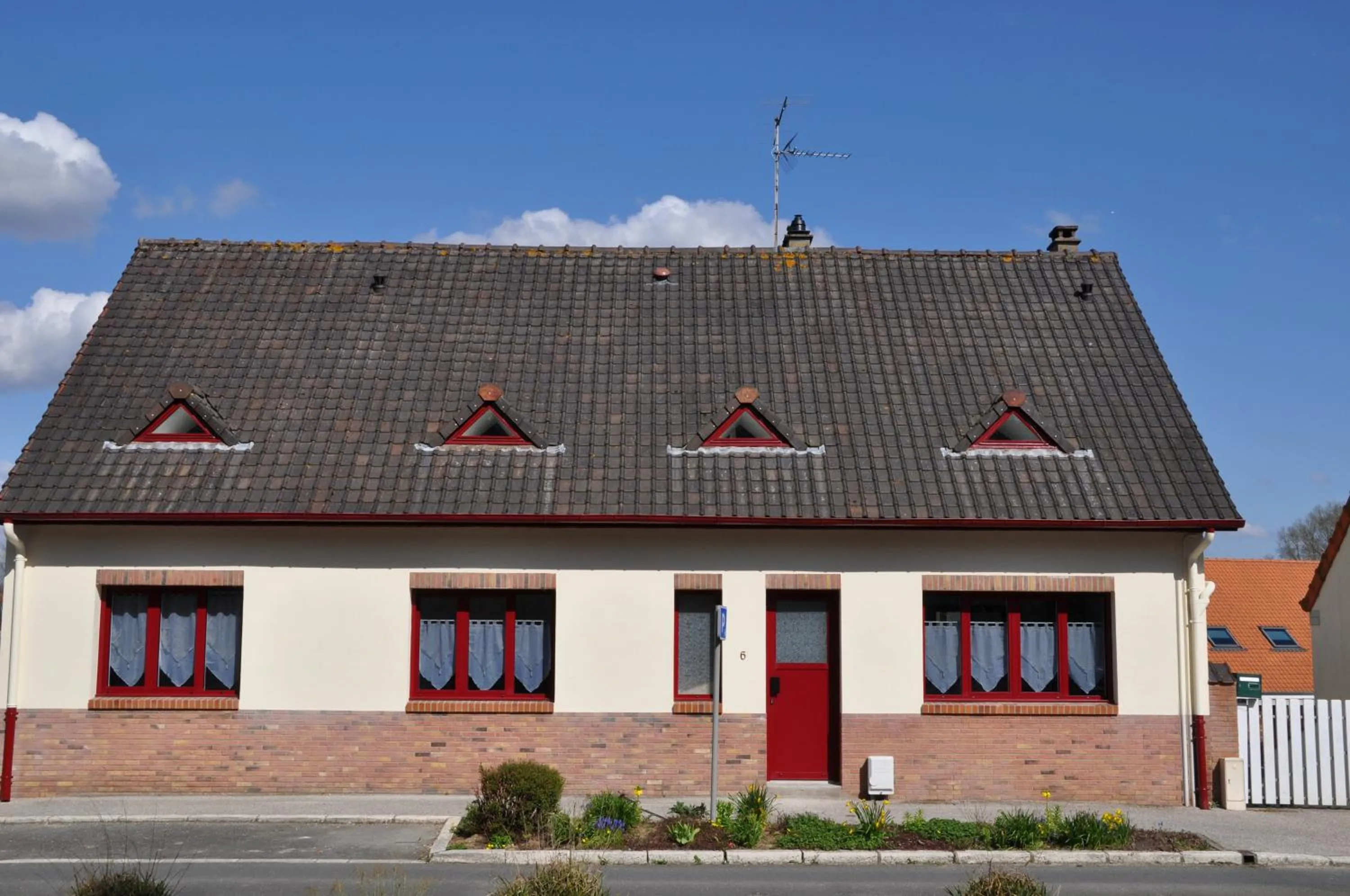 Property building in Le Nid de Val'Ry