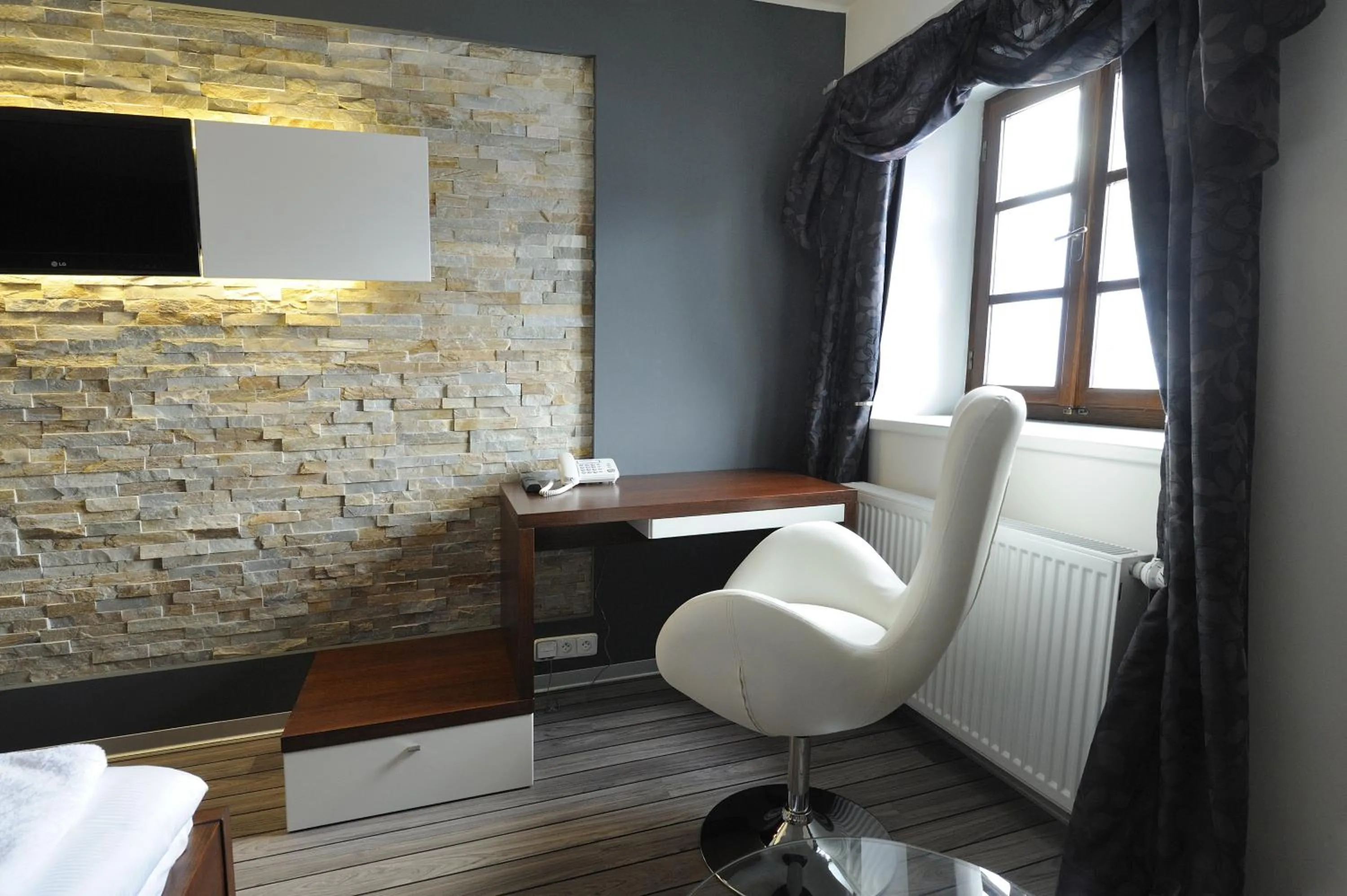 Decorative detail in Caramell