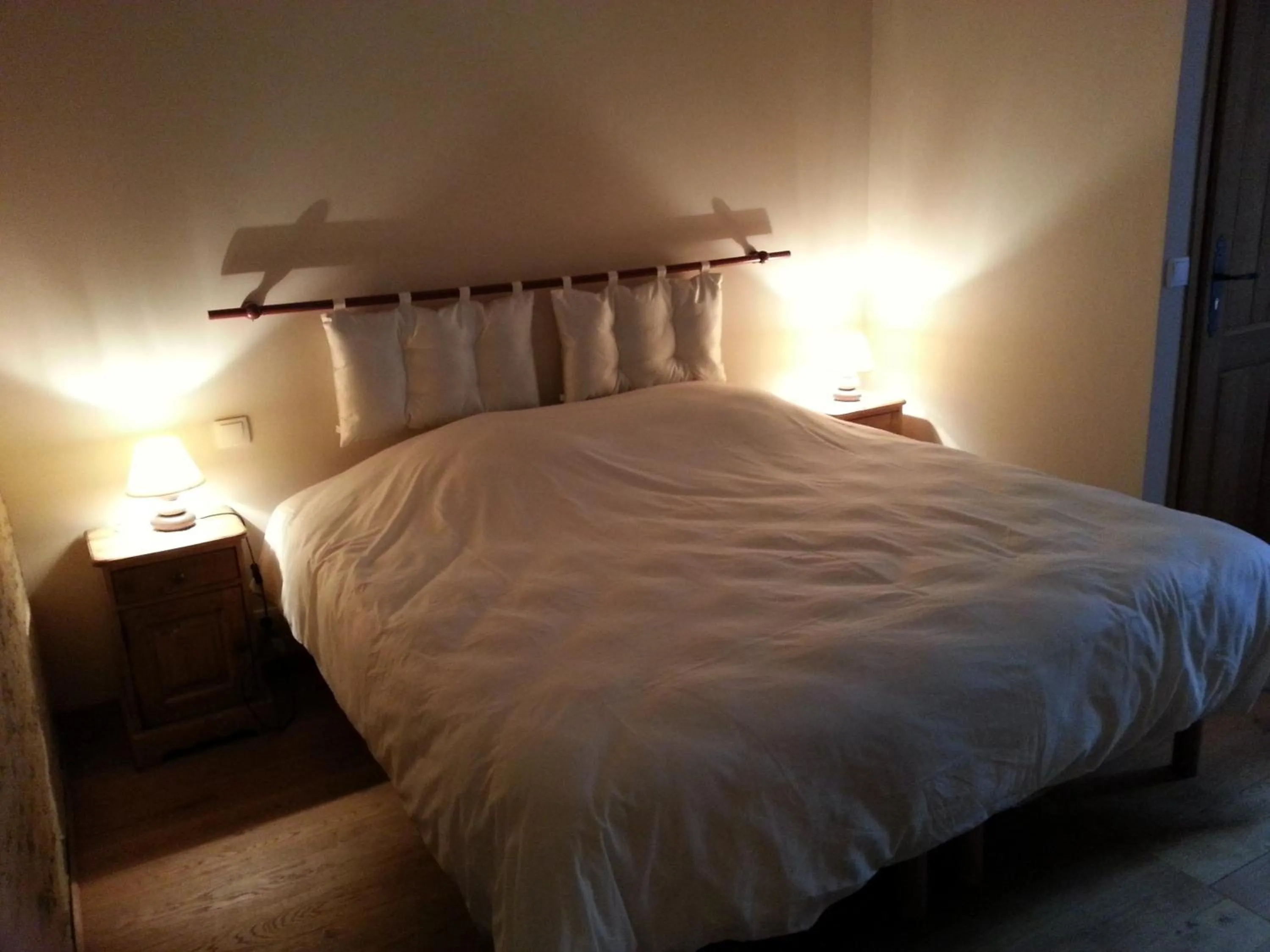 Bed in Moulin Lou Apmay