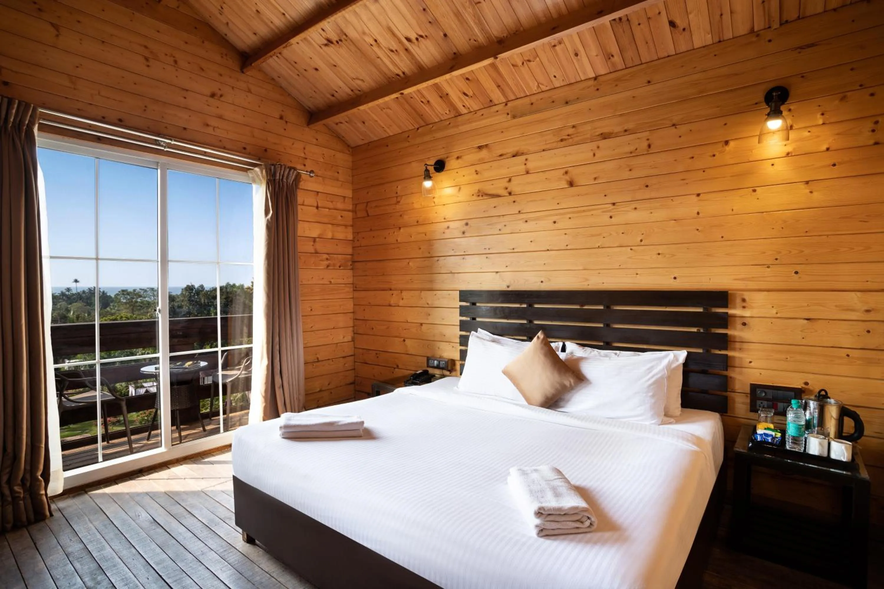 Bed in Stone Wood Resort, Mandrem