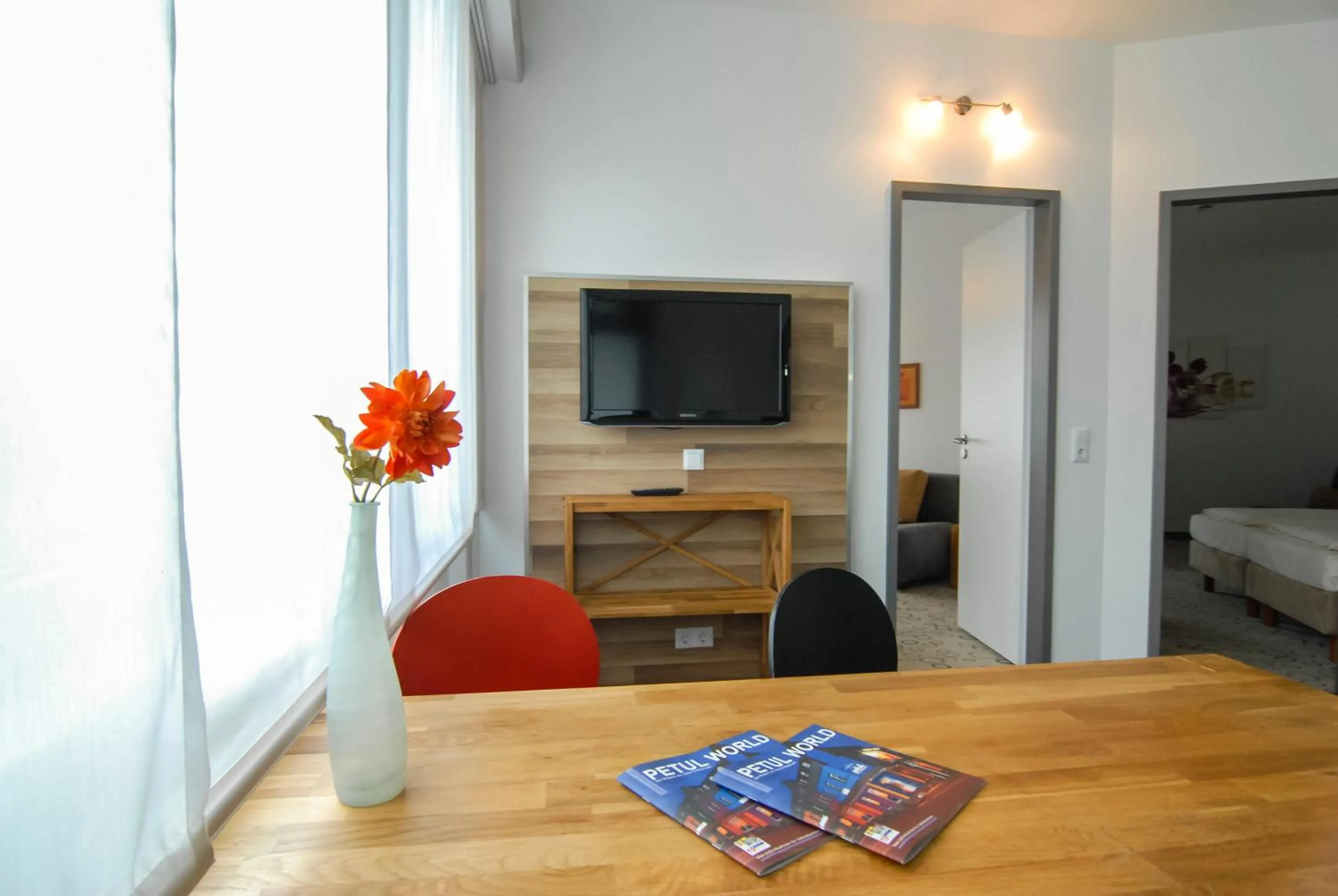 Photo of the whole room in Petul Apart Hotel Am Ruhrbogen