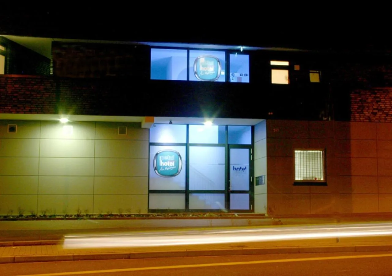 Facade/entrance in Petul Apart Hotel Am Ruhrbogen