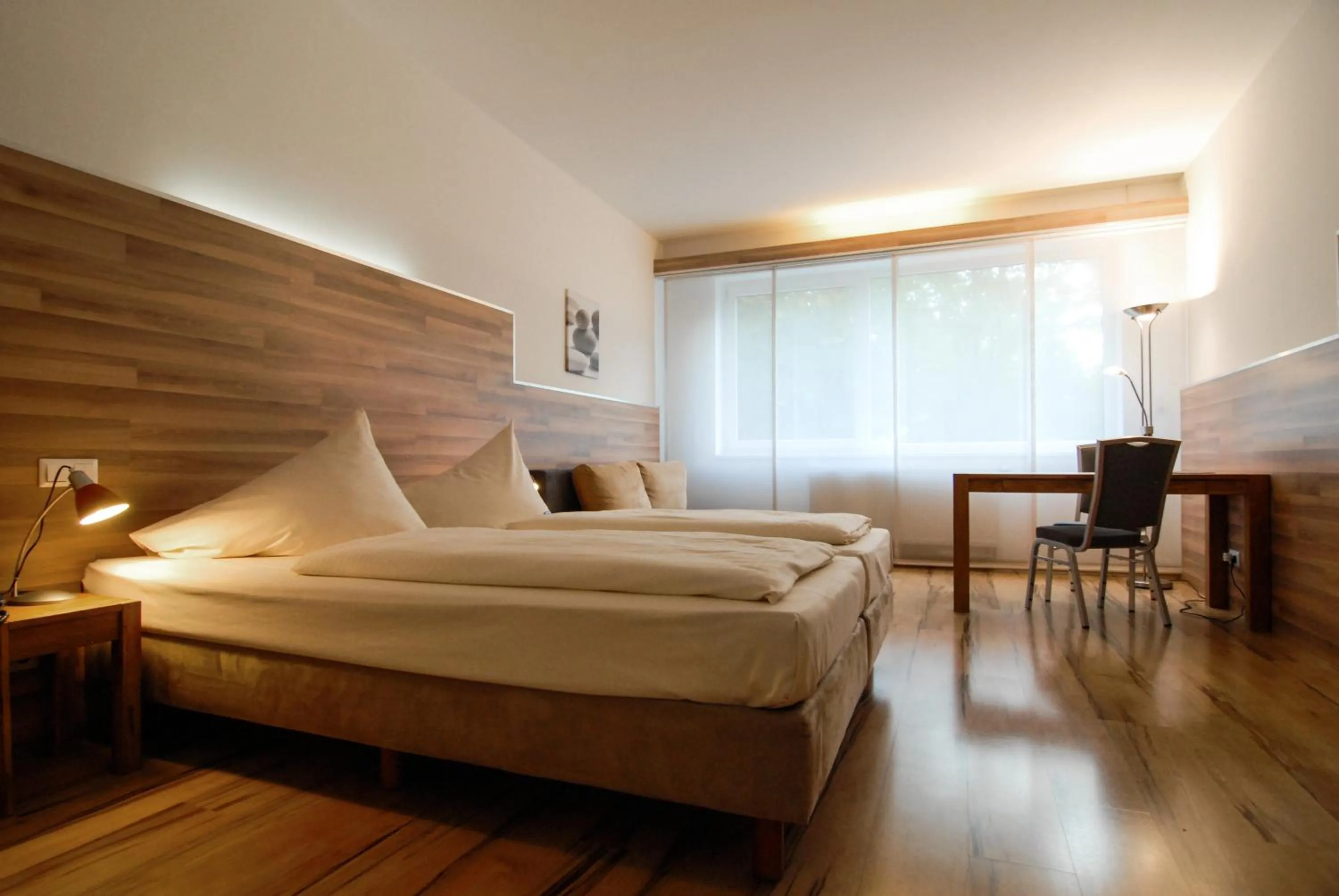 Photo of the whole room, Bed in Petul Apart Hotel Am Ruhrbogen