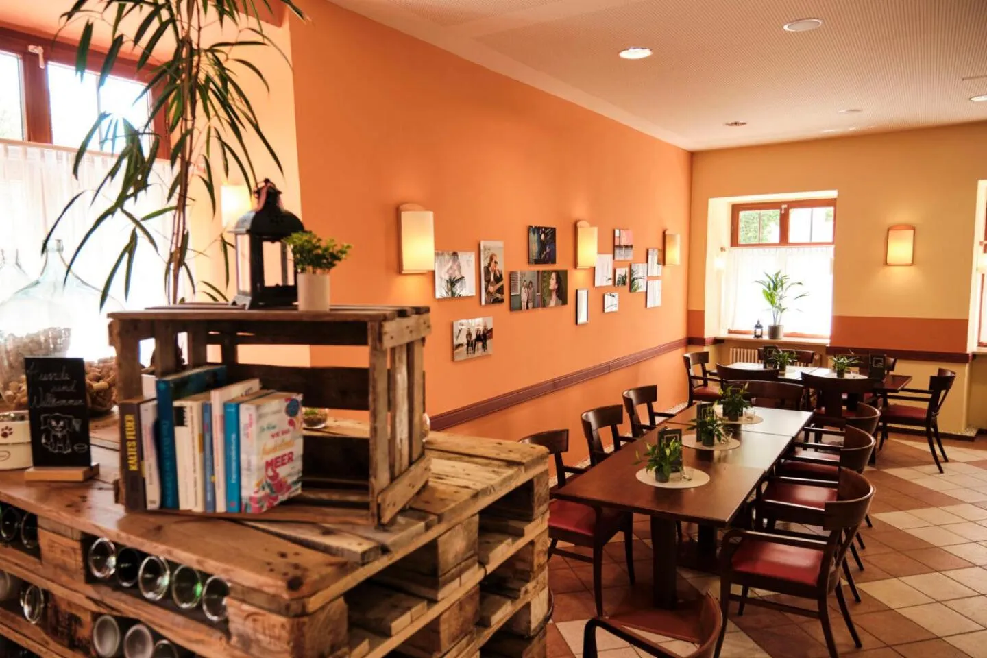 Restaurant/places to eat in JUFA Hotel Meersburg am Bodensee