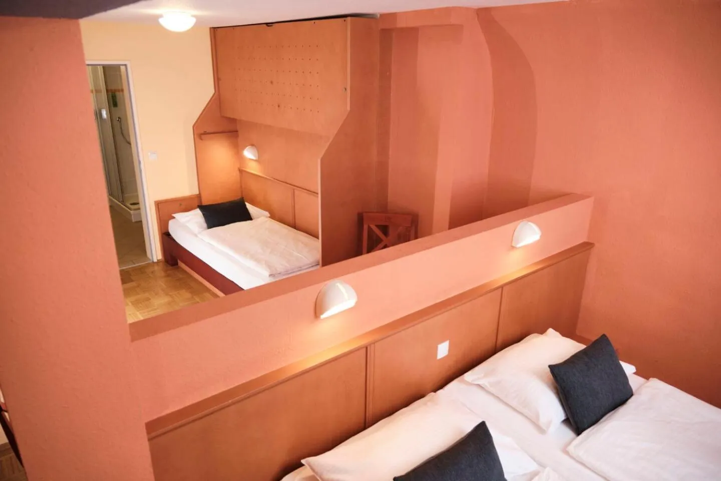 Bed in JUFA Hotel Meersburg am Bodensee