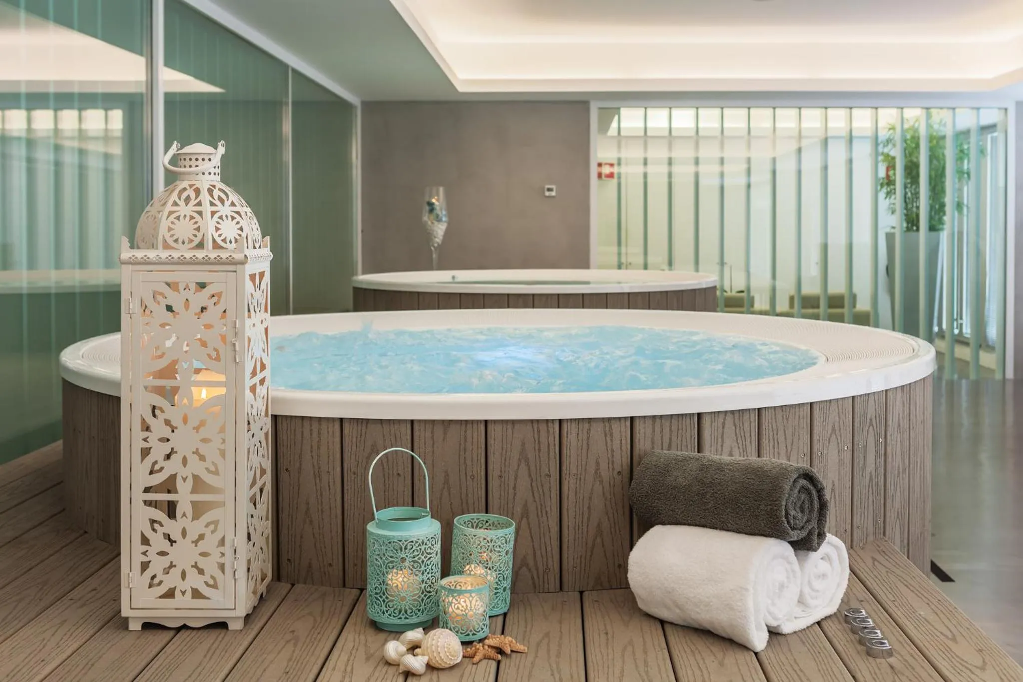 Hot Tub in Lux Fatima Park - Hotel, Suites & Residence