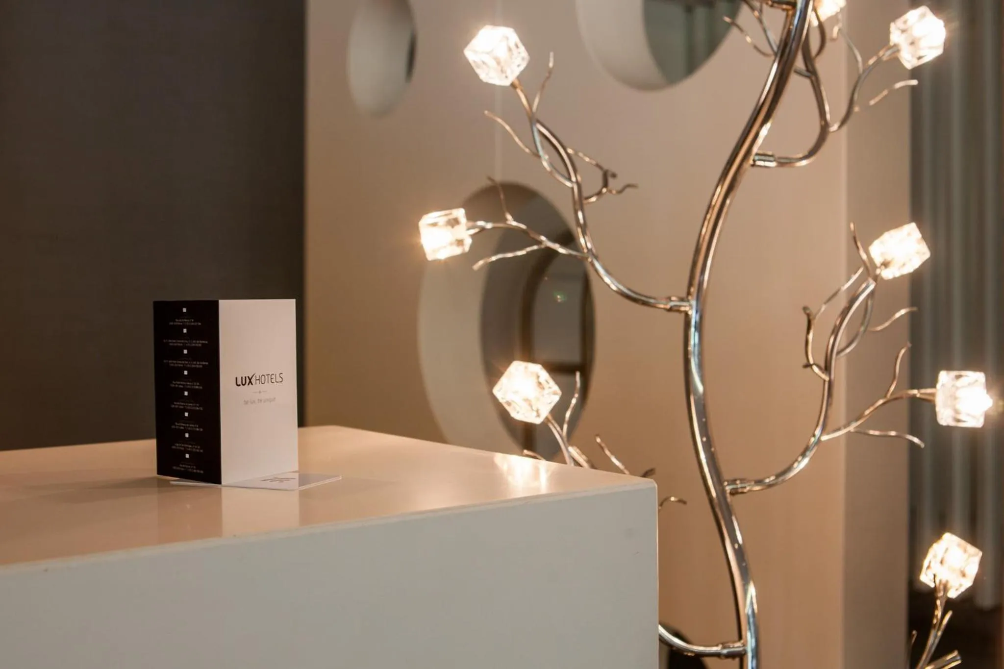 Lobby or reception in Lux Fatima Park - Hotel, Suites & Residence