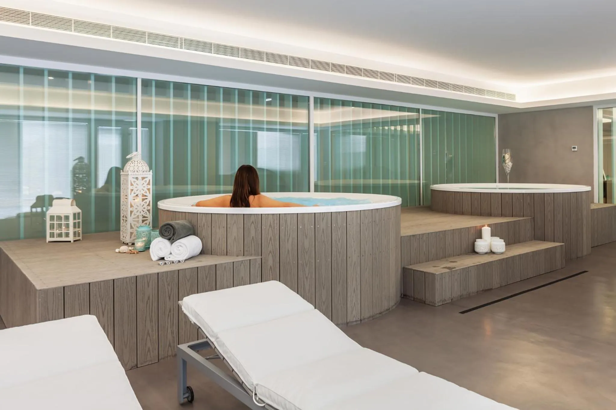 Hot Tub in Lux Fatima Park - Hotel, Suites & Residence