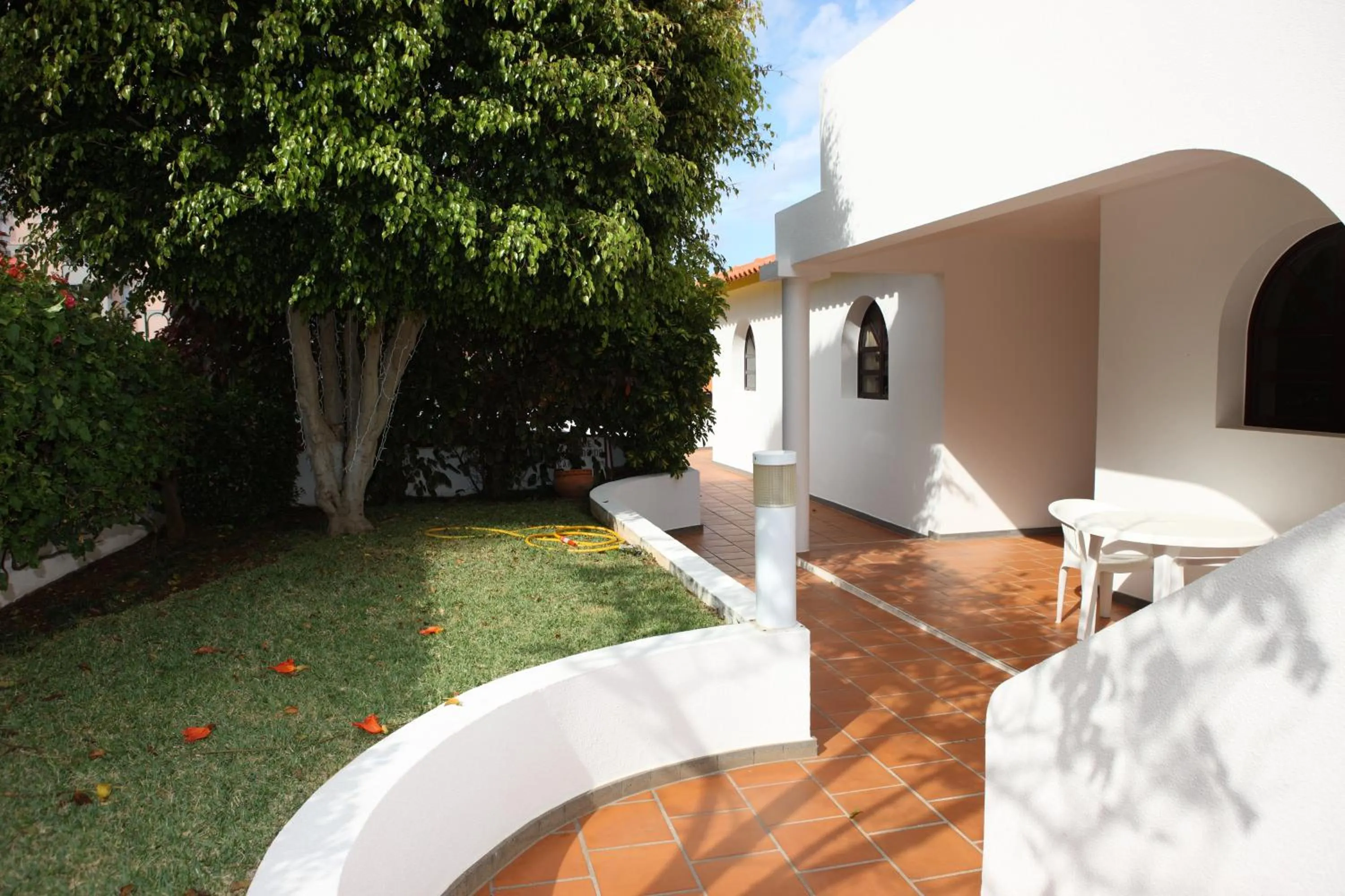 Lobby or reception in Canico Bay Apartments