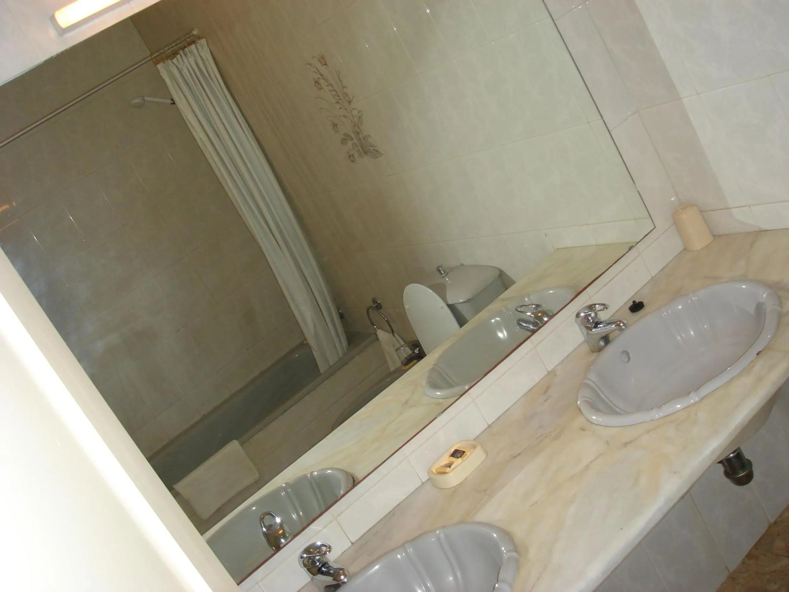 Bathroom in Canico Bay Apartments