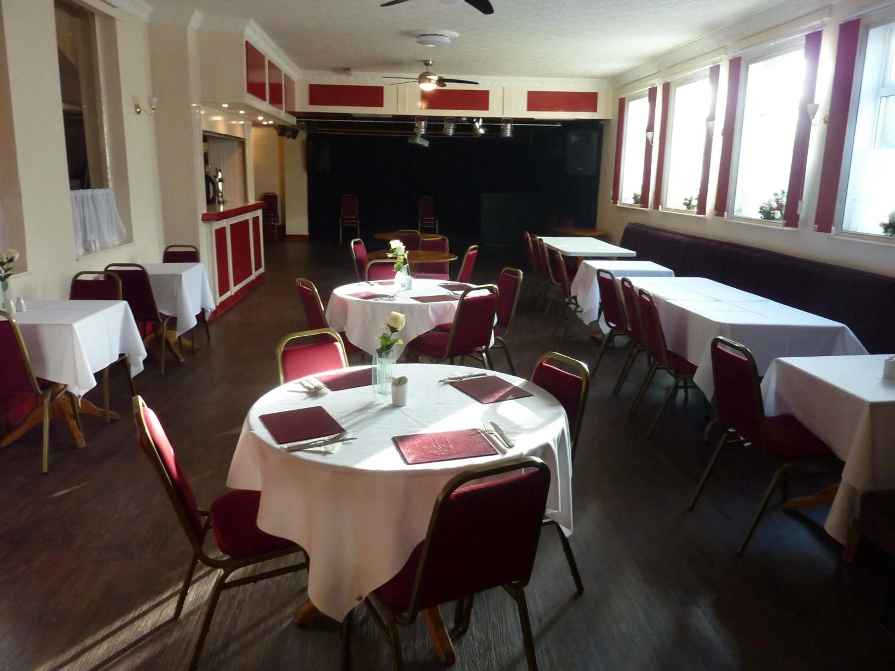 Restaurant/places to eat in The Mercury