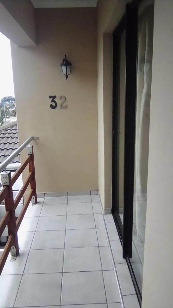 Balcony/Terrace in Emampingeni lodge