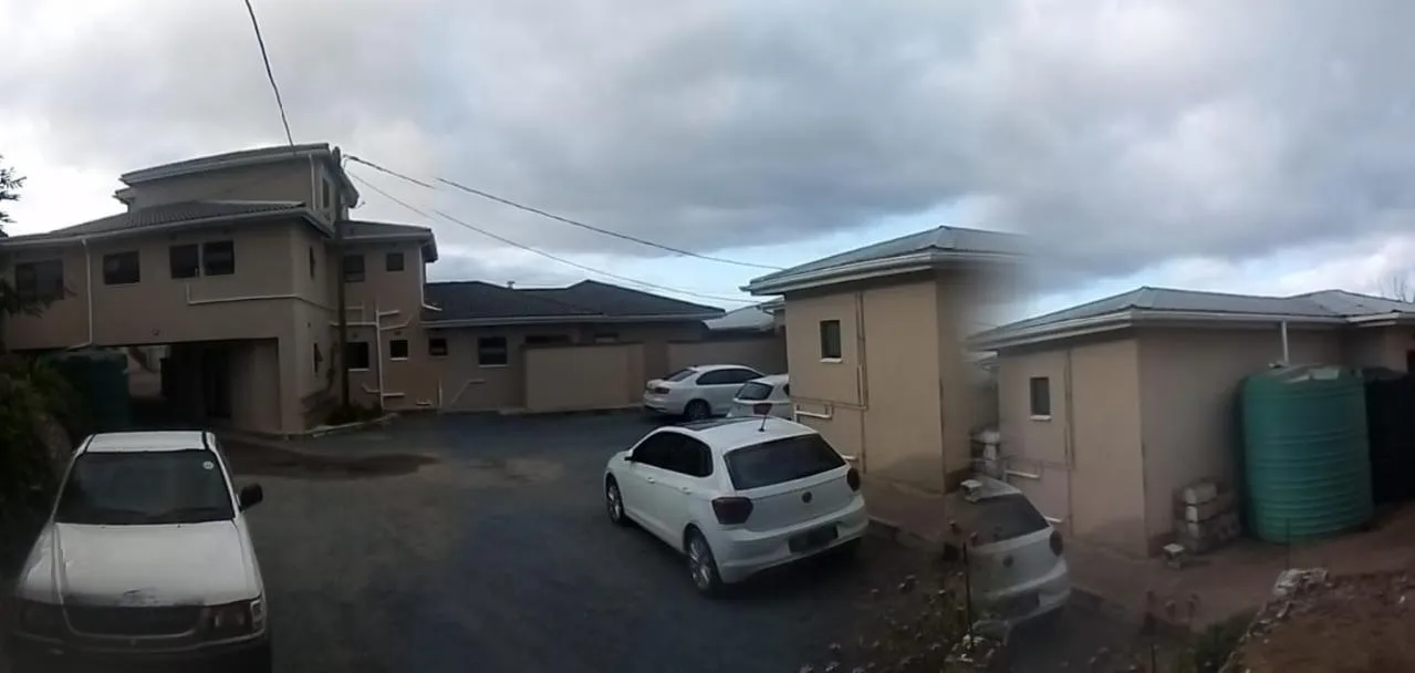 Property building in Emampingeni lodge