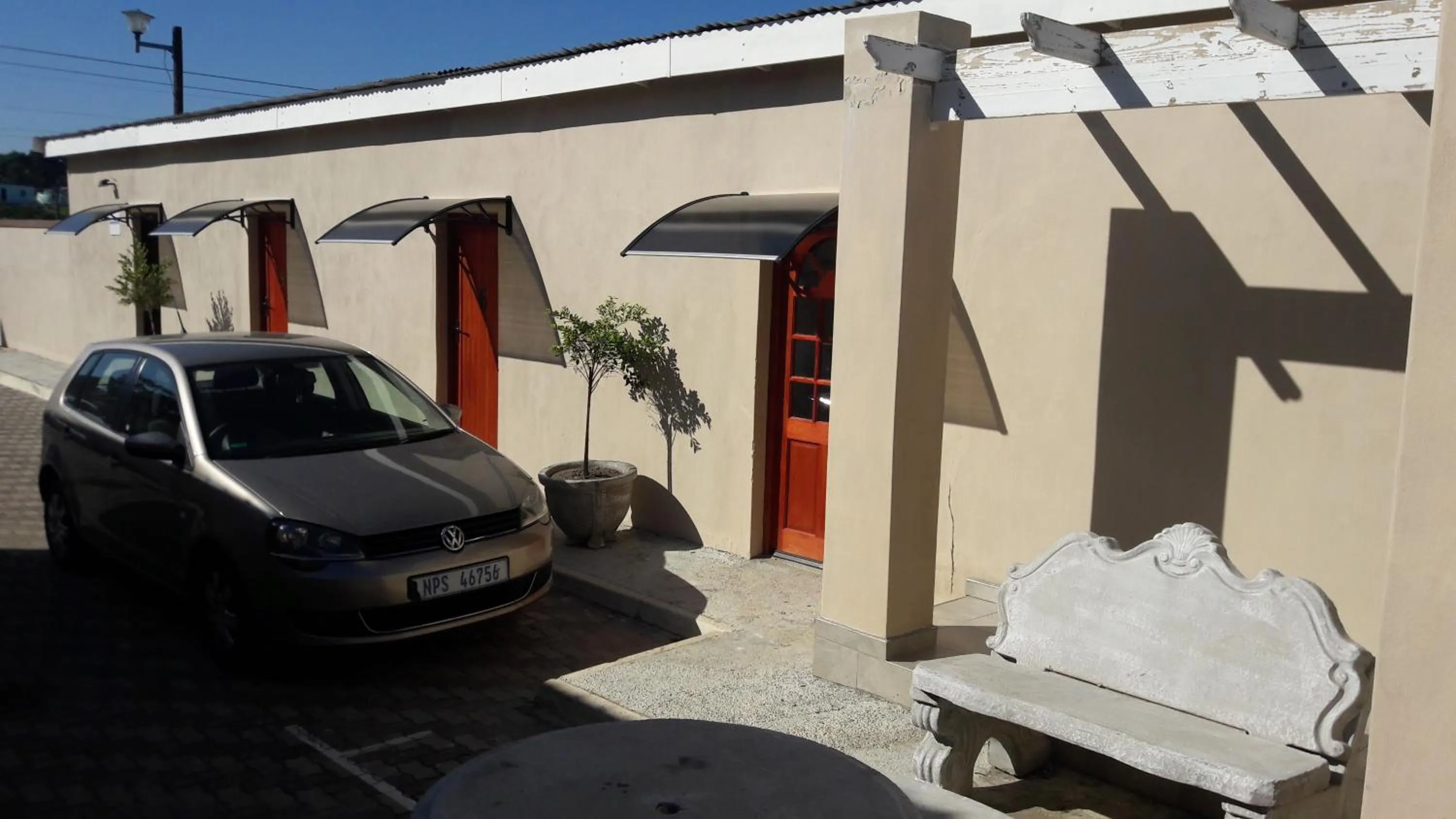 Facade/entrance in Emampingeni lodge