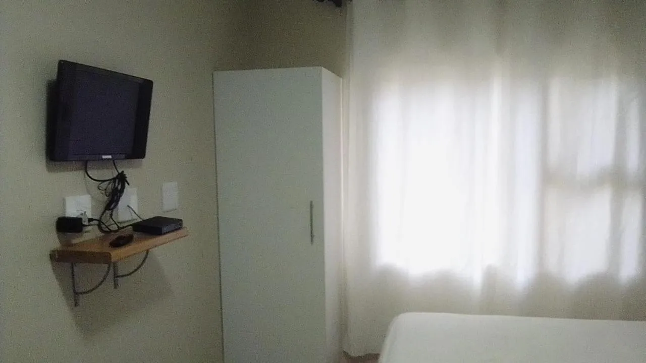 TV and multimedia in Emampingeni lodge