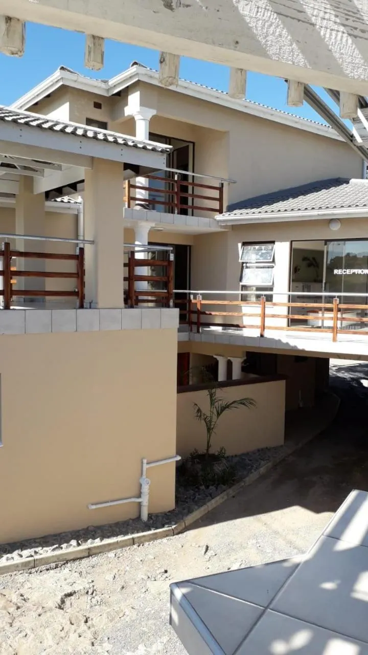 Property building in Emampingeni lodge