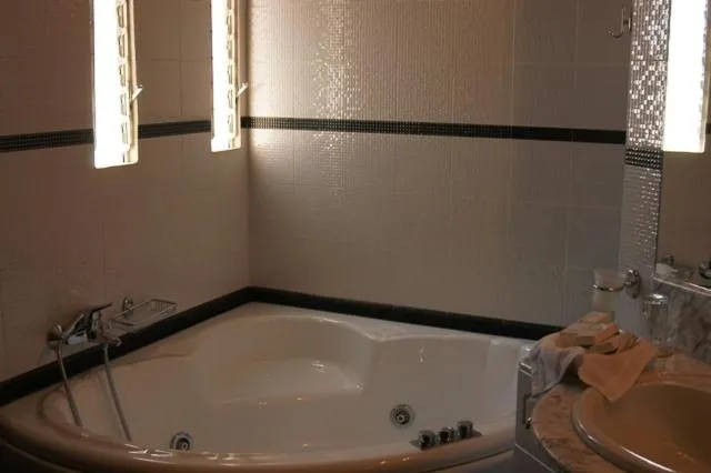 Bathroom in Aegeon Hotel