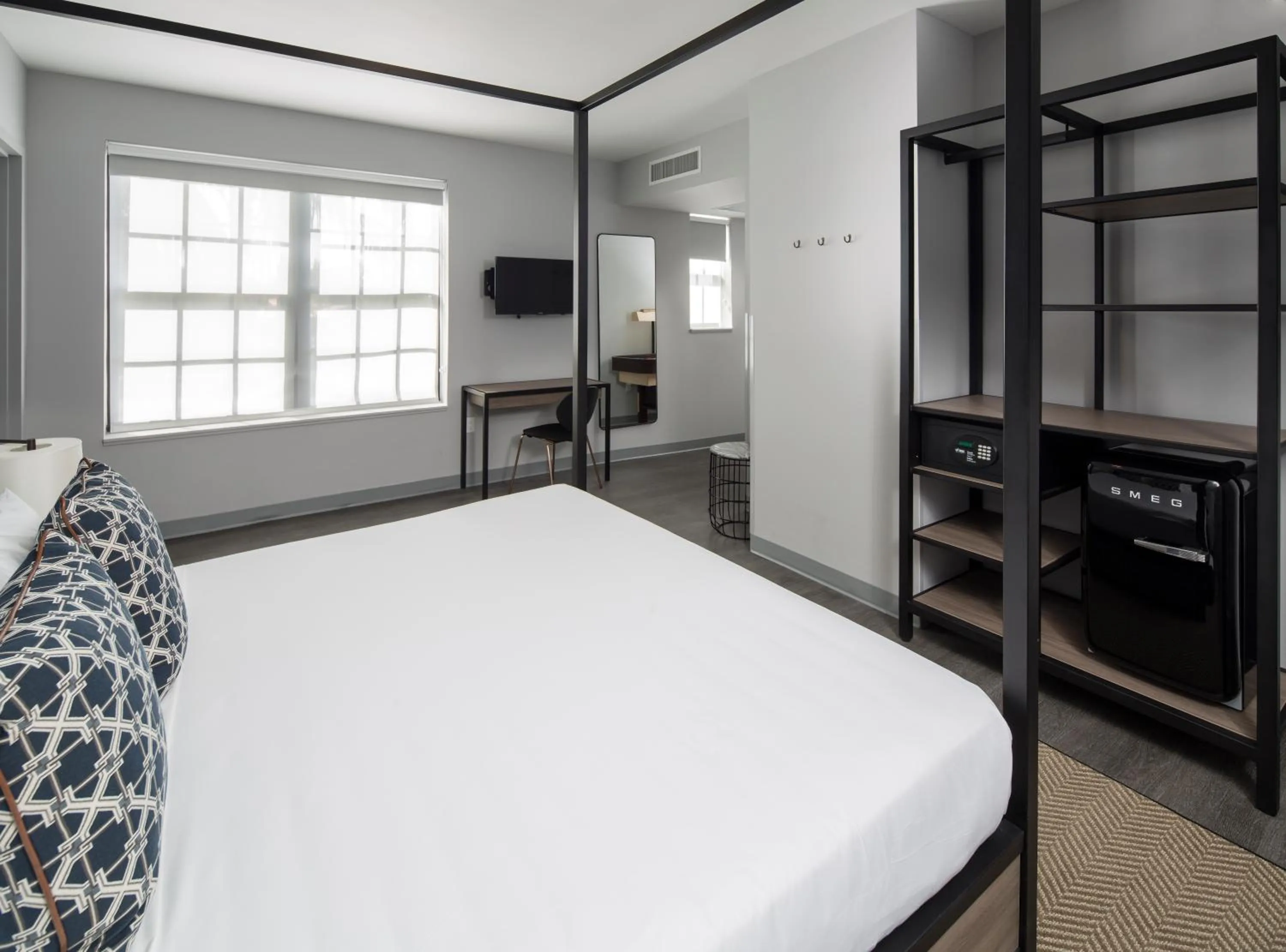 Bedroom, Bed in Generator Miami